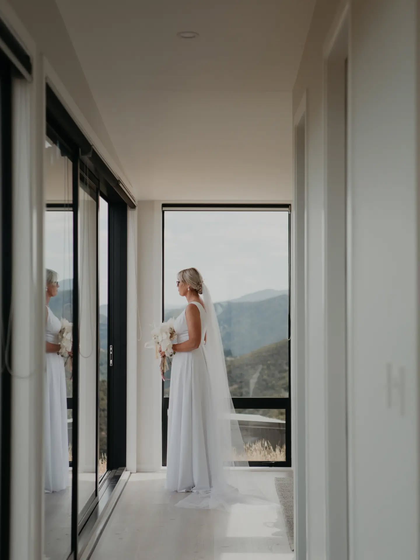 The final moments before walking down the aisle