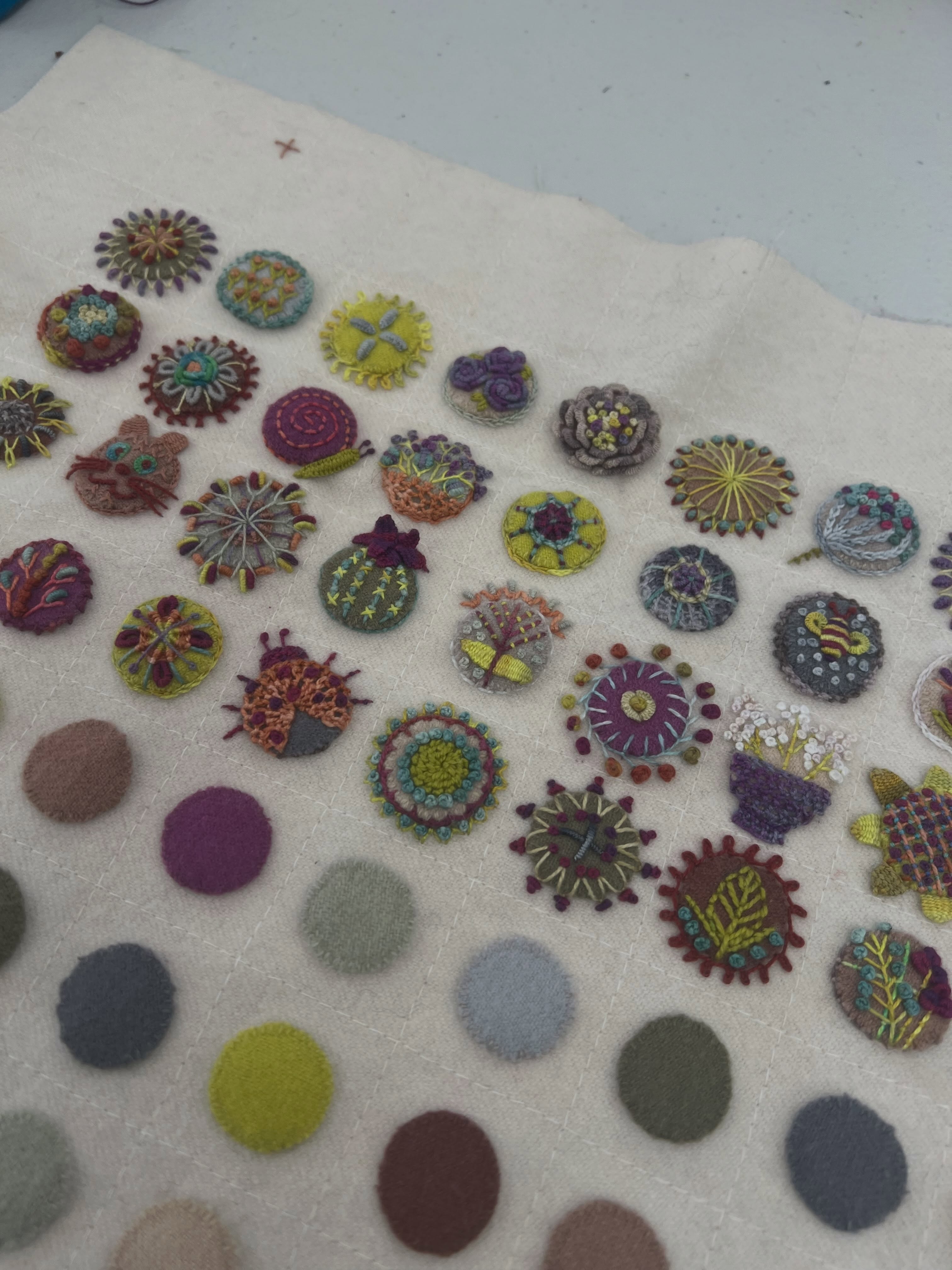 Toned Down by @suespargo never gets old. Look at this amazing version - every circle is such an achievement. We still cut the circles for kits - www.stitchmakers.co.nz/product-page/toned-down-circle-sampler-kit-by-sue-spargo