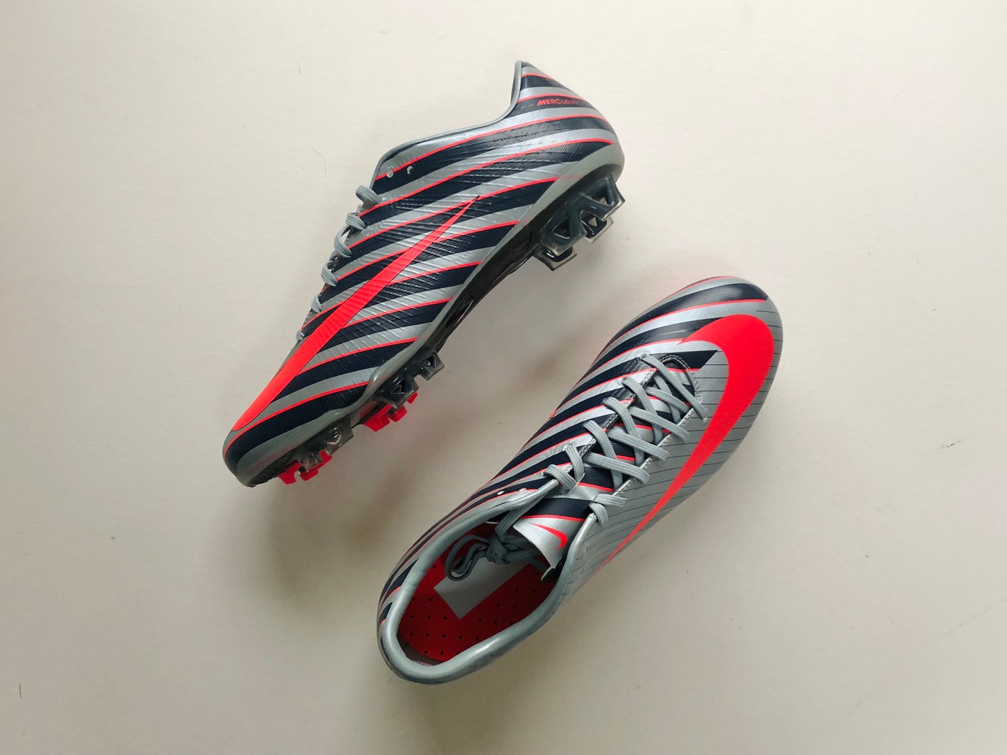WE FIND ICONS. WE PRESERVE STORIES. WE UNEARTH RARE BOOTS FROM ARCHIVE TO SHELF. Historic imagery. Provenance confirmed. Limited numbers. Curated for collectors, players and investors. Save the story. Share with fellow collectors. Link in bio 👟📸🔥 #FootballBoots #BootCollectors #VintageBoots #RareFinds #Bootsfinder #HeritageFootball #SneakerHistory #CollectorCommunity