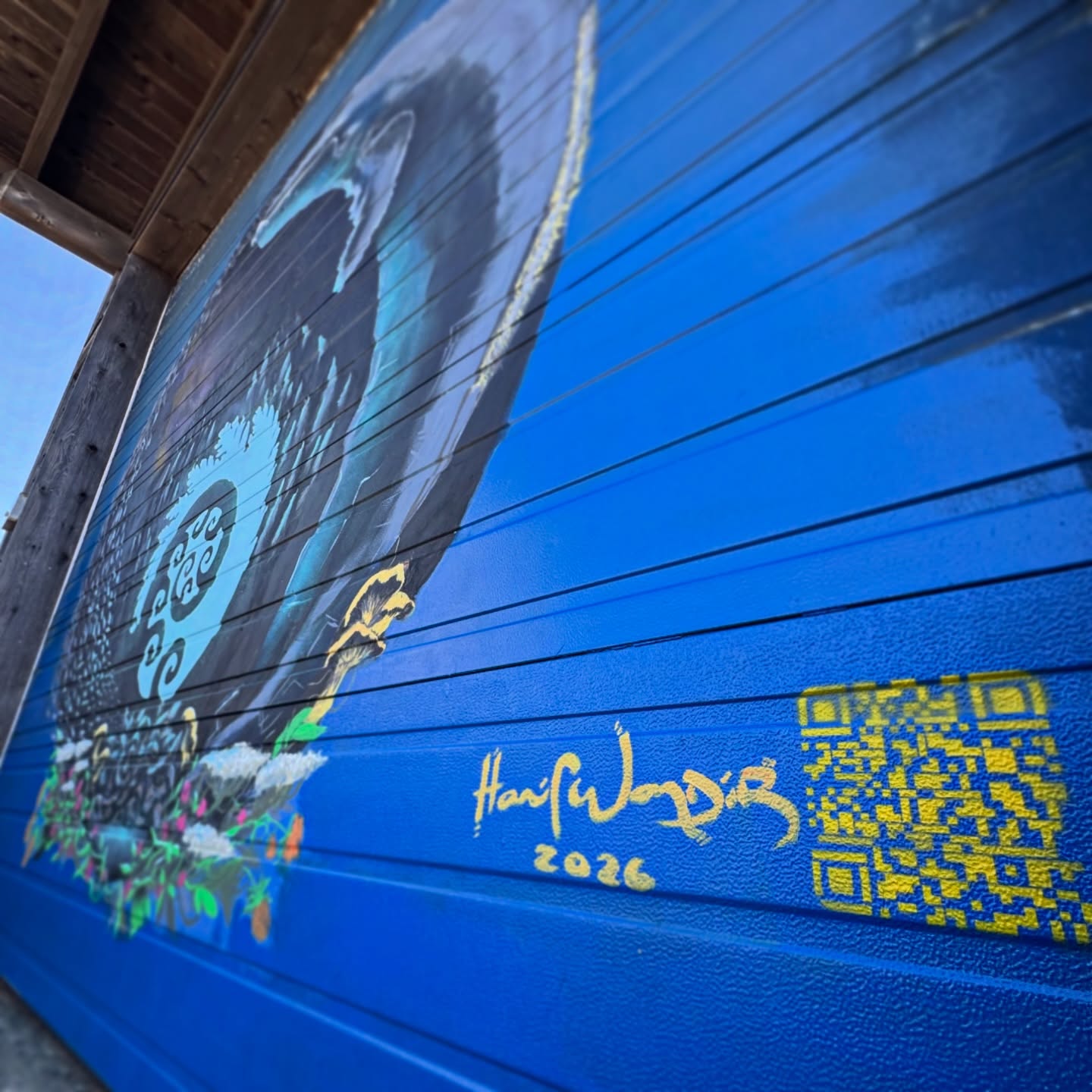New cosmic piece completed at @wildcraftcider_yachats !!!
Big shots n time lapse coming at cha soon!