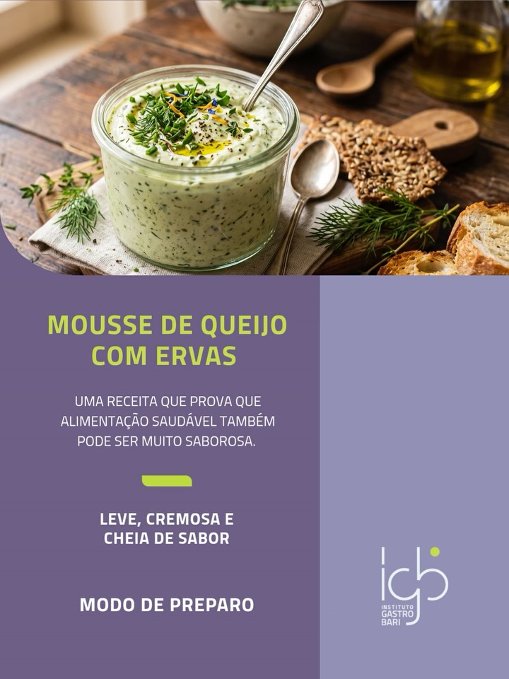 Que tal uma receita leve, cremosa e cheia de sabor para variar o seu cardápio? 💜
Essa mousse de queijo com ervas é uma excelente opção para quem busca uma alimentação equilibrada, rica em proteínas e com um toque especial das ervas frescas.
Ingredientes:
- 350 g de ricota peneirada
- 1 colher de sopa de salsa picada
- 1 colher de sopa de cebolinha picada
- 15 g de gelatina incolor sem sabor dissolvida em 3 colheres de sopa de água fria
- 1 xícara de requeijão zero
- Sal e pimenta a gosto
Modo de preparo:
Misture a ricota peneirada com a salsa, a cebolinha, o sal e a pimenta. Dissolva a gelatina em banho-maria até ficar completamente líquida e deixe amornar. Acrescente a gelatina e o requeijão à mistura de ricota e mexa até obter um creme homogêneo. Coloque em uma forma e leve à geladeira até firmar. Depois, desenforme e sirva.
Uma receita prática, nutritiva e perfeita para quem deseja cuidar da alimentação sem abrir mão do sabor.
💜 Lembre-se: adapte sempre as receitas à sua fase alimentar e siga as orientações da equipe do Instituto Gastro Bari.
#InstitutoGastroBari #ReceitaSaudável #MousseDeQueijo #PósBariátrica #AlimentaçãoSaudável SaúdeDigestiva CuidadoContinuo Nutrição QualidadeDeVida