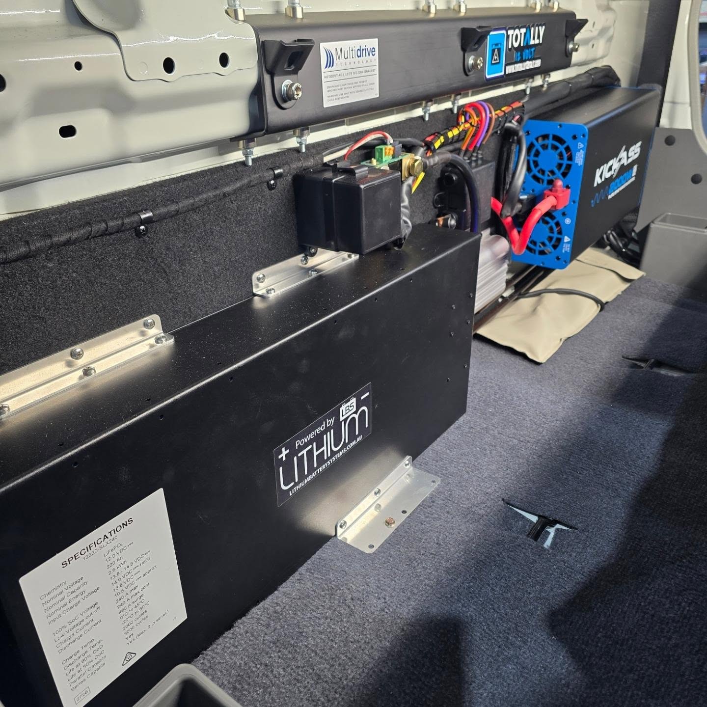 A huge behind the seat system in a 70 series.
⭐️220ah Lithium Battery
⭐️2000 watt inverter
⭐️40a DCDC charger
⭐️victron Battery Monitor
#70serieslandcruisers #dualbatterysystem #toyota #behindseatbatterysystem #autoelectrical
