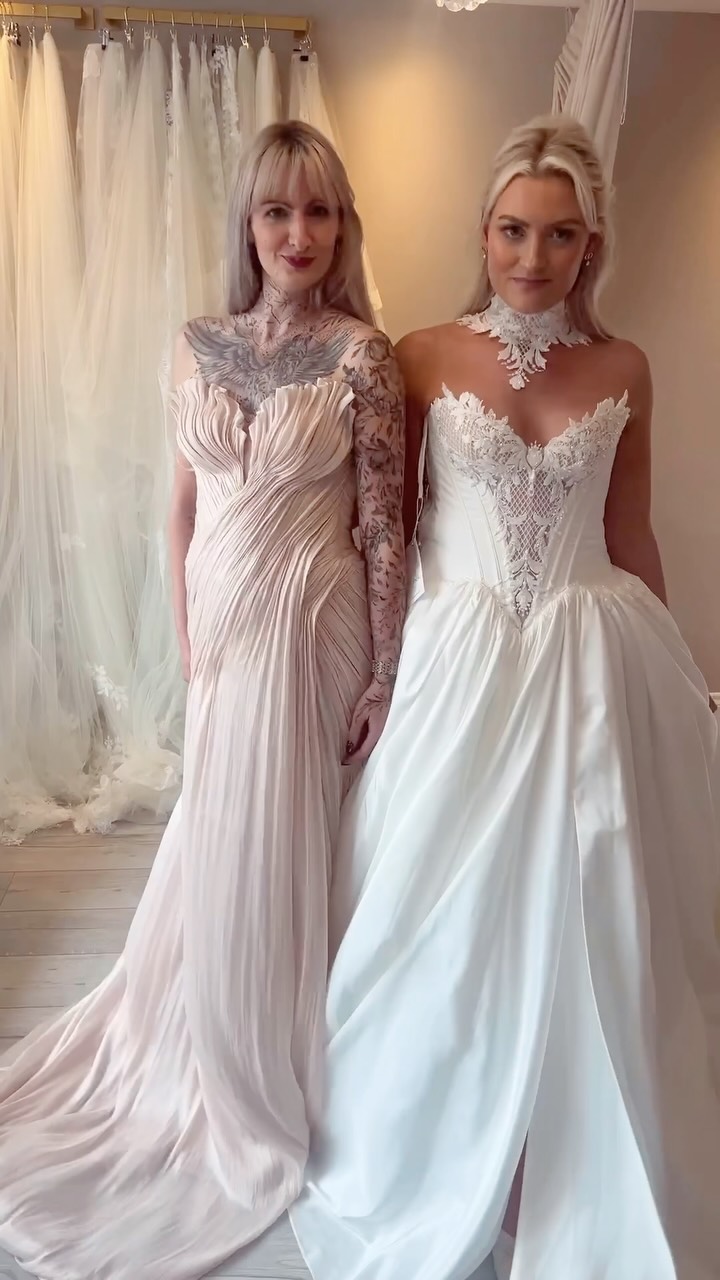 We wish getting ready was this quick đ¤
Which dress are you choosing?
KASSEL BY @wona_concept
A beautiful chiffonâorganza fitted silhouette with a high leg split. The corset bodice and shellâshaped cups create a sculptural, fashionâforward moment. This dress is a true statement piece for the bride who loves modern drama.
ROXANNE By @wona_concept New Atelier
A stunning ball gown with a high leg split and an exposed corset bodice. Lace panels, a sweetheart neckline, and a soft lace overlay create a less traditional, more contemporary shape. Bold, romantic and unapologetically unique.
Both gowns are exactly what weâre known for at Charlotte Elizabeth Bridal. A statement pieces with individuality and modern edgeđ¤
We specialise in fashionâforward bridal style alongside timeless classics, creating a diverse collection where every bride feels seen, celebrated, and inspired.
Whether youâre searching for sleek modern elegance, romantic lace detailing, or a dramatic statement gown, our experienced team of stylists are here to guide you every step of the way and help you find the perfect dress.
Book your appointment now directly through our websiteâ¨
#wonaconcept #derbyshire #weddingdressshopping bridetobe weddingdress
