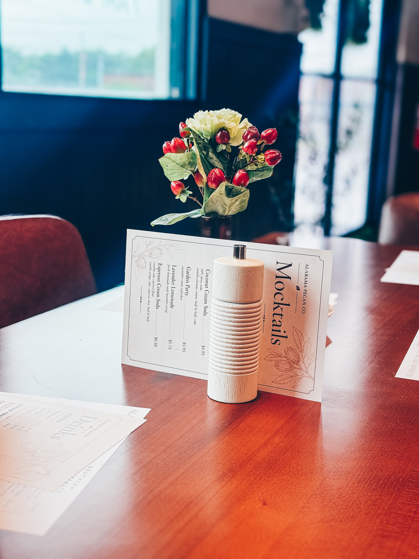 Sometimes it’s the little details that make a place feel special.
Fresh flowers on the table. A handcrafted mocktail menu waiting to be explored. Fresh coffee brewing in the background. A space designed to slow you down, even if it’s just for lunch.
At Alabama Pecan Co., we believe great food is only part of the experience. The atmosphere matters too.
Whether you’re catching up with friends, meeting over coffee, or simply enjoying a quiet meal, we’ve saved you a seat.
☕🍹 Browse our menu or order online for pickup at AlabamaPecanCafe.com.
📍206 Easy Street • Enterprise, AL
#AlabamaPecanCo #EnterpriseAL #SouthernComfortGlobalFlair #MeetMeAtTheTable #Mocktails #CoffeeAndConversation
