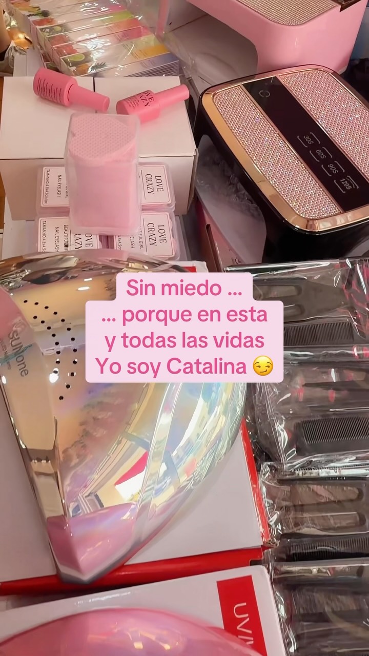 Todo lo que necesitas en un solo lugar #lovecrazy #nailsaddict #todoparauñas #cdmx #uñasacrilicas