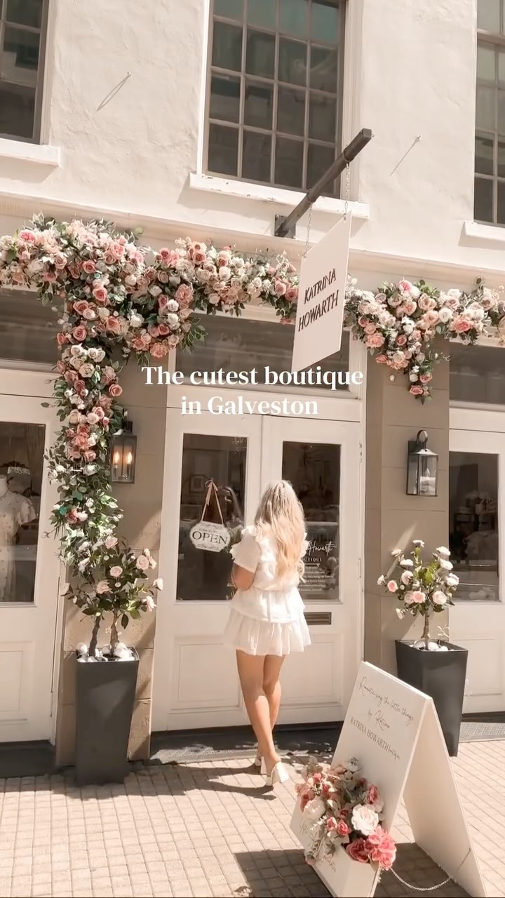 A little romantic corner of Galveston. 🤍 From pretty dresses and watercolor art to perfume, ribbons, and all the little details... Katrina Howarth Boutique is a place to slow down, browse, and find something beautiful. If you're visiting Galveston, come and say hello. 🌸 #Galveston #GalvestonTexas #GalvestonShopping #Boutique #loveshackfancy