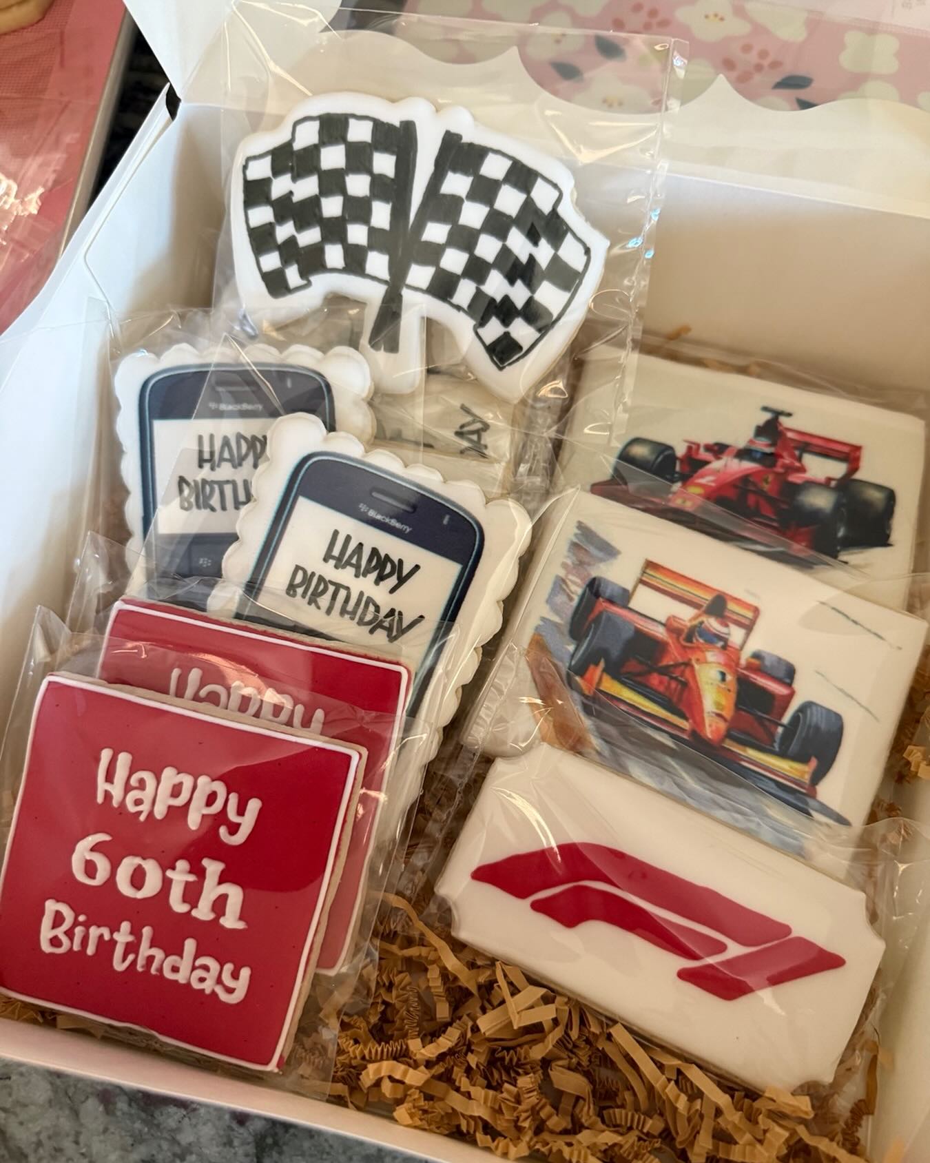Who’s up for watching F1 and celebrating a birthday!
#f1cookies #birthdaycookies
#racecarcookies #dfwcookies #friscocookies
