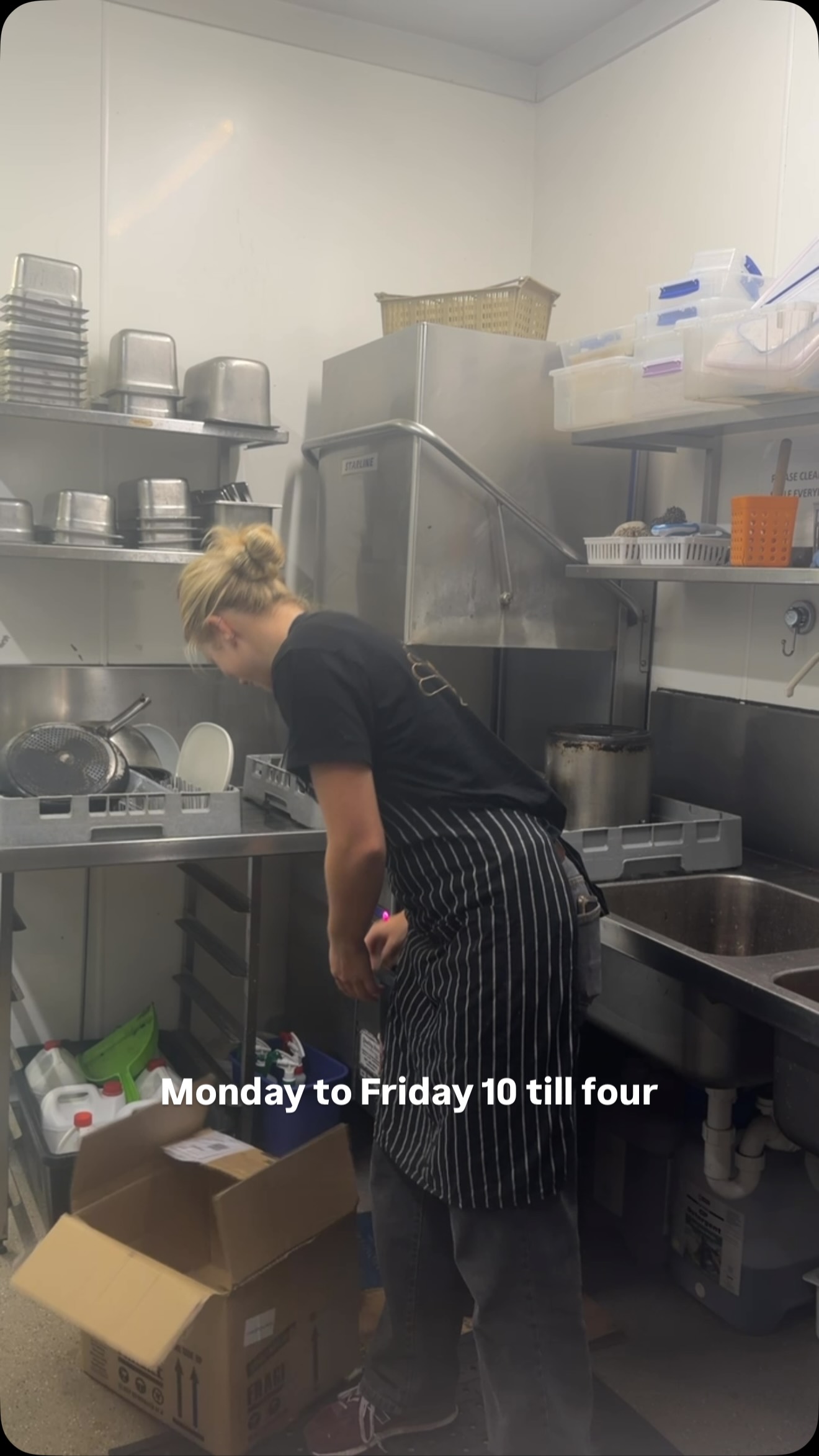 Our amazing kitchen hand is leaving us for the next travel adventure in mid August so we are hiring to fill her shoes. The role is Monday- Friday 10am-4pm. Now working in the dish pit can be hard yakka and it is not all singing and dancing but we think we are great to work for and the team always has each others’ back to keep things under control and seamless during busy service.
Applications will be welcomed to sarah@thebirdwood.co.nz just send us a bit about yourself.