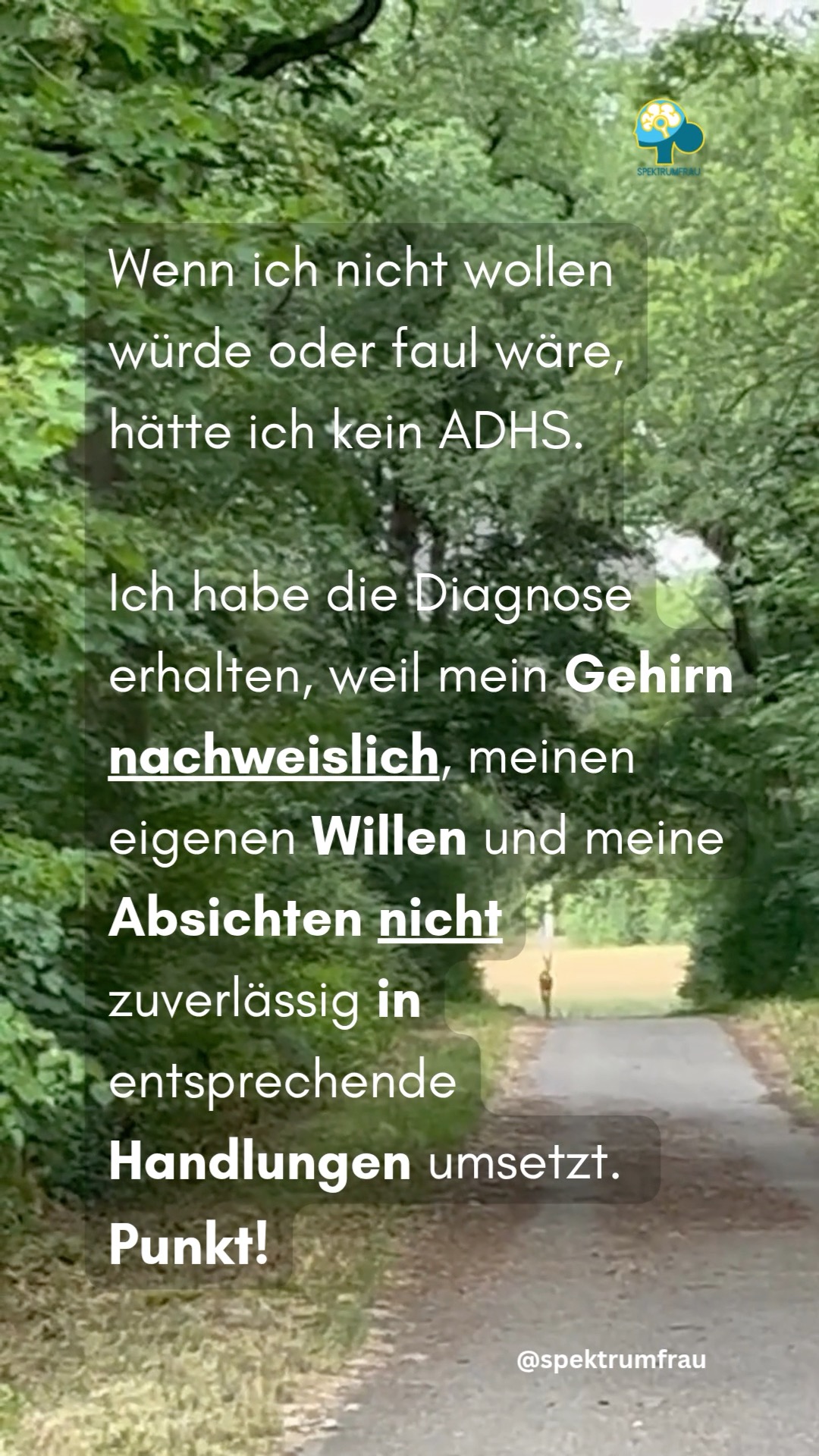 đŁïž âDu schiebst das immer auf ADHS.â
Ich habe die Diagnose erhalten, weil mein Gehirn nachweislich meine eigenen Absichten nicht zuverlÀssig in Handlungen umsetzt.
Wenn Menschen mit ADHS sagen: âIch konnte es einfach nicht.â, wird das oft als Ausrede verstanden. Dabei beschreiben sie genau das, was diagnostisch relevant ist: Die LĂŒcke zwischen Wollen und Umsetzen.
Ich weiĂ, was wichtig ist.
Ich möchte anfangen.
Ich habe gute Absichten.
Und trotzdem komme ich nicht ins Handeln.
Nicht, weil mir der Wille fehlt.
Sondern weil die exekutiven Funktionen meines Gehirns diesen Willen nicht immer umsetzten lÀsst.
Eine ADHS-Diagnose entschuldigt nichts. Weil es hier keine Schuld gibt!
Eine ADHS-Diagnose erklĂ€rt, warum Strategien, die bei anderen funktionieren, fĂŒr uns oft nicht ausreichen.
đŹ Sende das Reel an die Menschen die zu dir sagen: âDu schiebst alles auf dein ADHS.â
________________
Ich bin Anja, ADHS-Coachin und habe mit der âAD(H)S Female Editionâ 2021 das erste deutschsprachige, psychoedukative Programme speziell fĂŒr Frauen mit ADHS entwickelt â ein 12-Wochen-Programm, das als eines der wenigen Angebote dieser Art von gesetzlichen Krankenkassen bezuschusst werden kann.
Ich verbinde Psychoedukation und einem besonderen Blick auf die LebensrealitĂ€t von Frauen, inklusive Themen wie Hormone, Emotionen, Selbstbild und Alltag. đŠ
Wenn du ADHS nicht nur bewĂ€ltigen, sondern wirklich verstehen möchtest, bist du hier richtig. đ