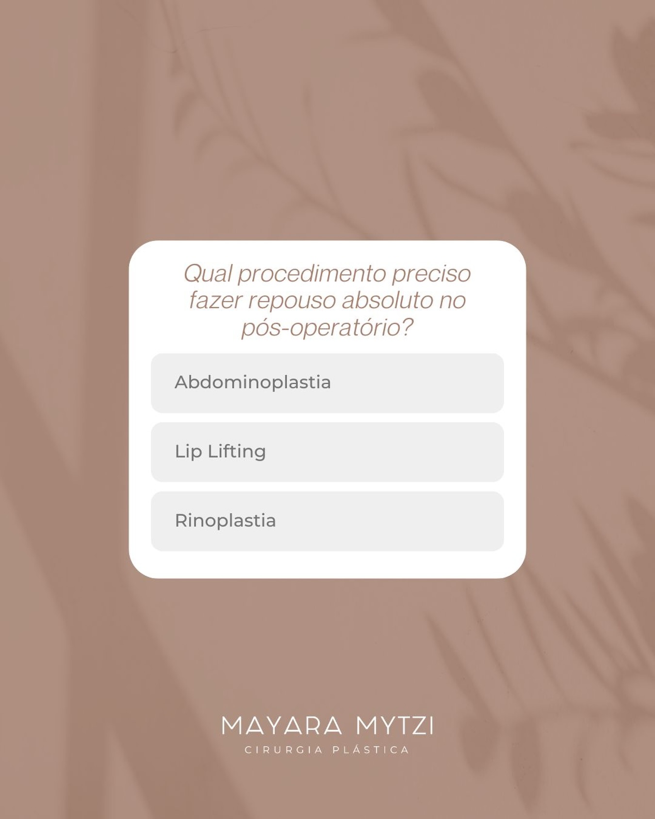 A resposta é: nenhum.
Repouso absoluto não é indicado em nenhuma cirurgia plástica. Movimentar o corpo da forma correta faz parte de uma recuperação mais segura e saudável. Por isso, você recebe as orientações adequadas da nossa fisioterapeuta e prepara-se para um pós-operatório ativo, consciente e responsável.
Vamos conosco?
Dra. Mayara Mytzi
CRM SP 136.044 • Médica
Cirurgiã Plástica • RQE 66881
#dramayaramytzi
#cirurgiaplastica