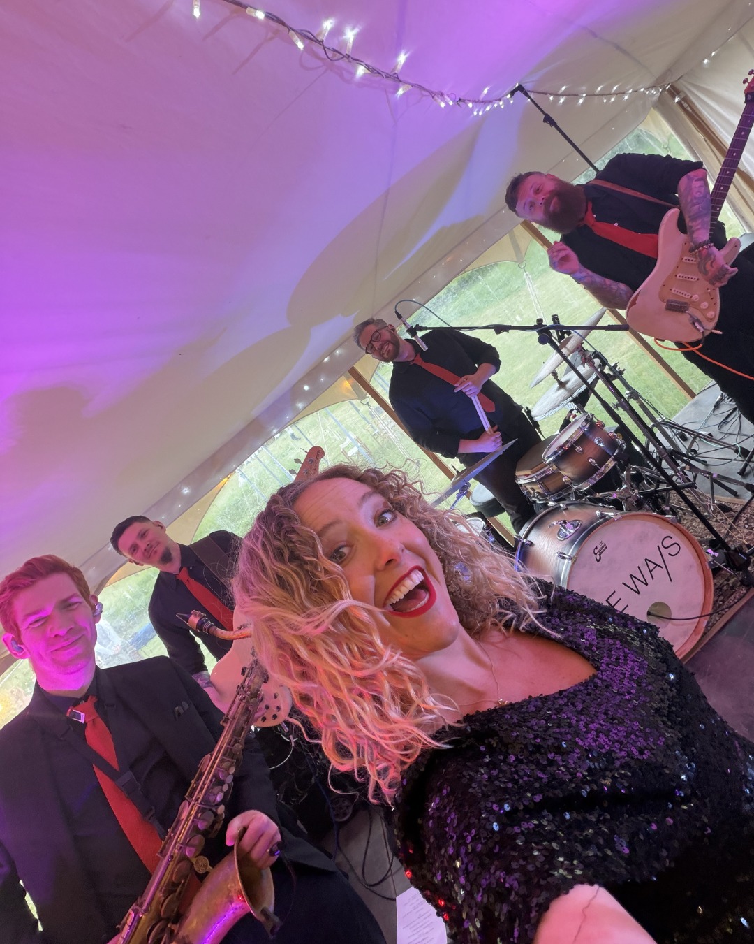 From the band selfie to a dance floor absolutely packed with legends, this wedding had all the ingredients for a proper knees-up 🧡
The energy was through the roof, the smiles were nonstop & the party spirit was alive and kicking from start to finish ✨ These are the nights we talk about all the way home!
Tʜᴇ Wᴀʏs is the UK’s Foremost Event & Function band • 𝕎hy 𝔸ren’t 𝕐ou 𝕊miling?! Our goal is to get you on your feet dancing, singing & smiling! • thewaysmusic.com • Link in Bio
.
.
.
#theways #thewaysband #thewaysmusic #weddingband #eventband #functionband #showband #liveband #livemusic #partyband #jocee #joceesmusic #music #band #bandforhire