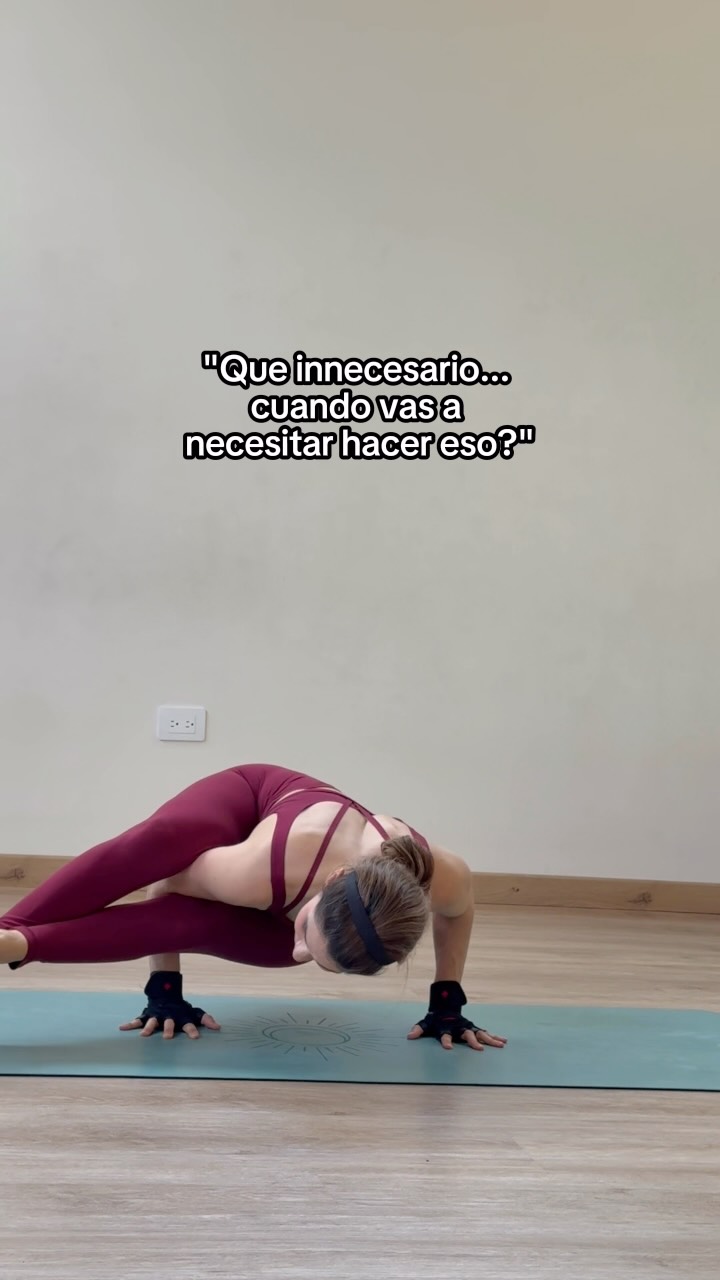 Quien dijo que esta postura no sirve en el día a día? 🙄😂😂