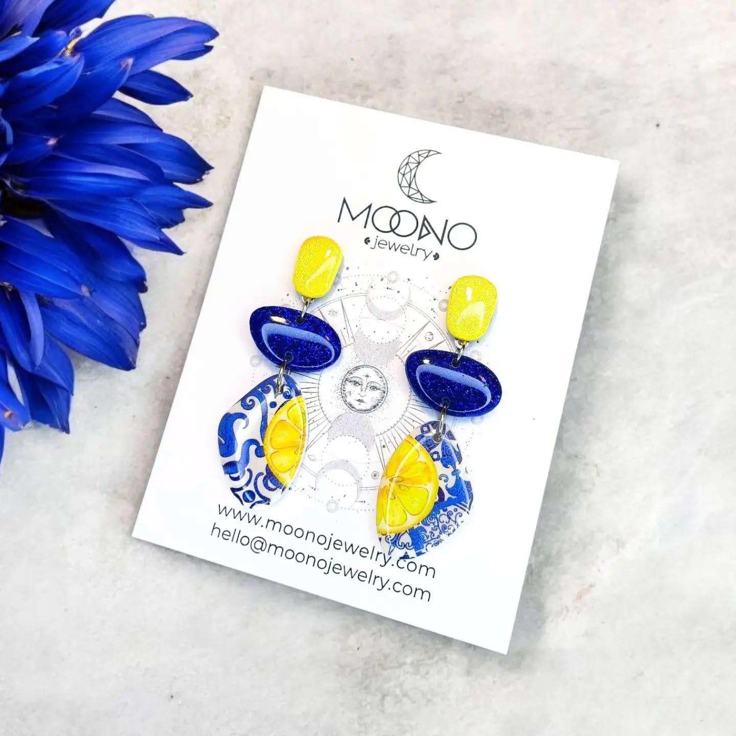 Ha az olasz nyárnak lenne egy ékszere... 🇮🇹🍋
Citromillat, azúrkék tenger és dolce vita – mindez egyetlen fülbevalóban. 💙
https://www.moonojewelry.com/product-page/funky-pebbles-no-2-fulbevalo-amalfi-4