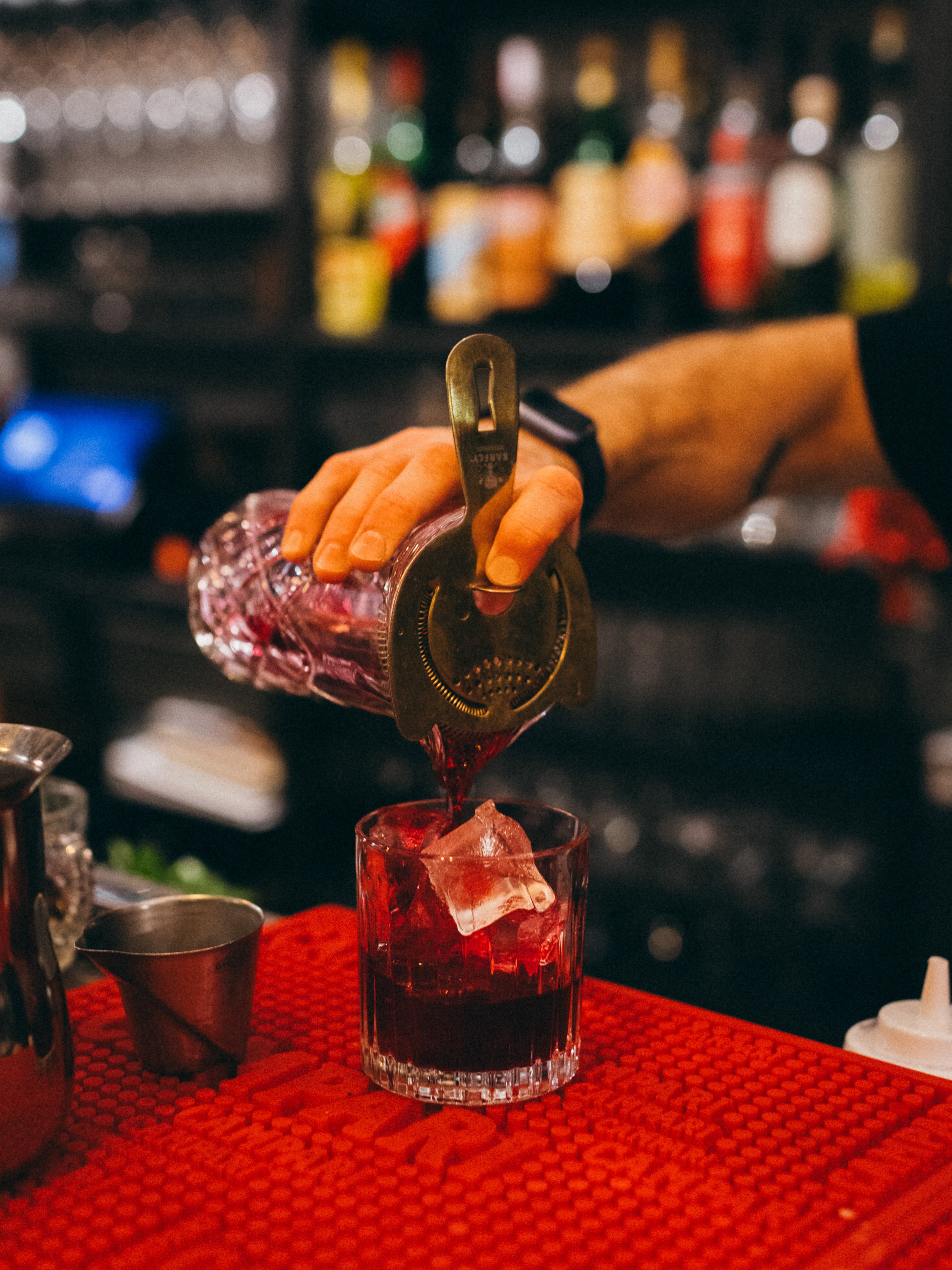 Our bar is built with the same philosophy as our kitchen: exceptional ingredients, timeless Italian inspiration, and an obsession with the details.
Every cocktail is thoughtfully balanced, from house-made infusions and fresh citrus to carefully selected Italian spirits, amari, and vermouths.
Menu changes seasonally.