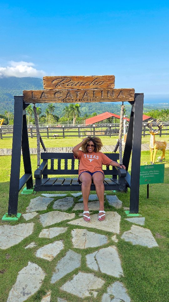 The spider can have the house...I'm taking the wine and leaving. 🍷🕷️😂
#sosua #puertoplata #dominicanrepublic #caribbeantravel #travelreels
Sosúa Dominican Republic | Puerto Plata Dominican Republic | Dominican Republic Travel | Caribbean Vacation | Travel in Sosúa | Puerto Plata Travel | Funny Travel Moments | Caribbean Travel Content