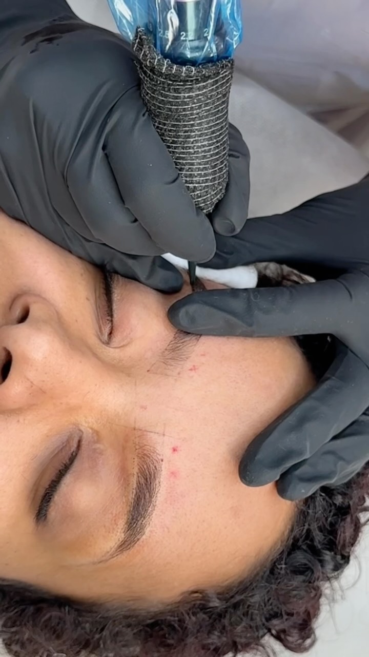 I’VE BEEN KEEPING A SECRET 😅
Walking away from this course with so much more than a certificate. I’ve gained new skills, a fresh perspective and even more appreciation for the amount of detail that goes into cosmetic tattooing.
So grateful for my trainer @elysian360studio , this experience and so excited to bring everything I’ve learnt to Browsy Beauty. Thank you to everyone who has supported me along the way. I can’t wait to share more of this journey with you. Stay tuned! 🧡
#ombrebrows #powderbrows #cosmetictattooing #browsydney #pmubrows