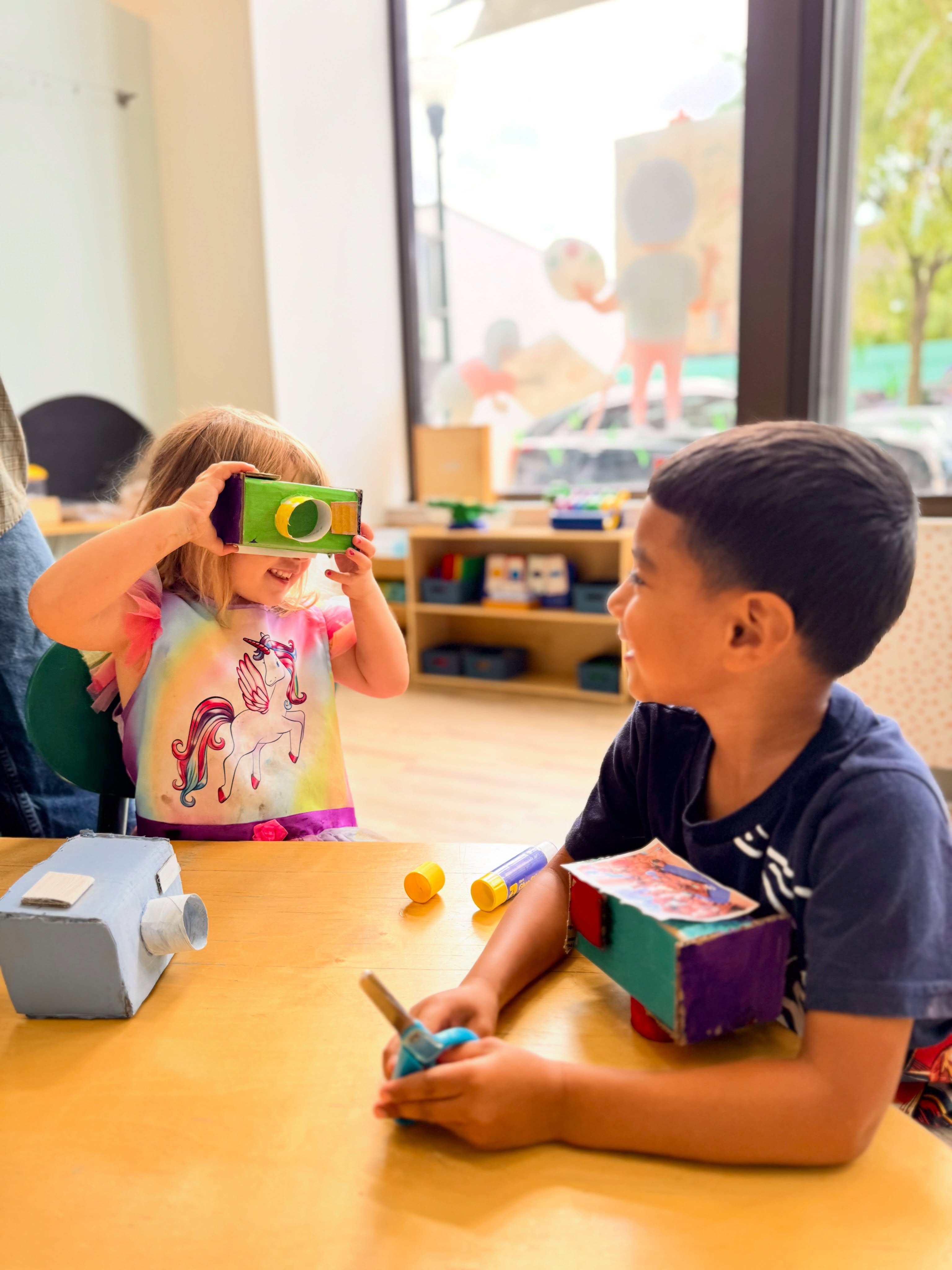 ⚙️ Problem-solving looks a lot like play, but it’s actually hard work! 💡✨
Today, our preschoolers became master problem-solvers during our Inventors Workshop theme. When children build, their structures don’t always stand up on the first try. That’s where the real magic happens!
Instead of getting frustrated when a tower tipped or a bridge collapsed, our little innovators paused, looked at the pieces, and asked, “”Why did that happen?”” They tested new ideas, adjusted their balance, and tried again.
This process builds immense resilience, spatial reasoning, and critical thinking skills. 🛠️🧱
Watching them collaborate, share tools, and brainstorm solutions together was the absolute highlight of our day.
Flip through the photos to see their focused “”inventor faces”” and the sheer pride when their ideas finally clicked! 📸👆