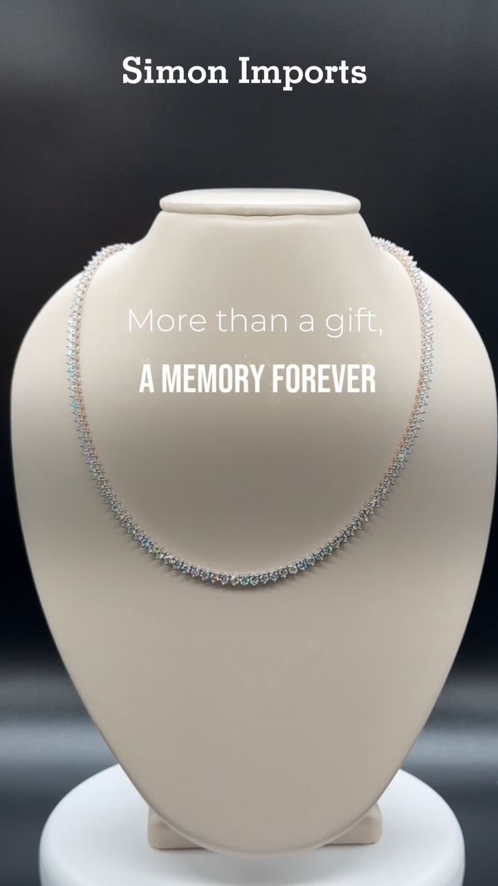 ✨More than a gift - a memory forever✨
A timeless diamond tennis necklace custom made in 14kt white gold, featuring an elegant 3-claw setting designed to let every diamond shine brilliantly😍💎
💎💎Friday Rocks💎💎
#simonimports #fridayrocks #luxuryjewellery #diqmondtennisnecklace #timelesselegance
