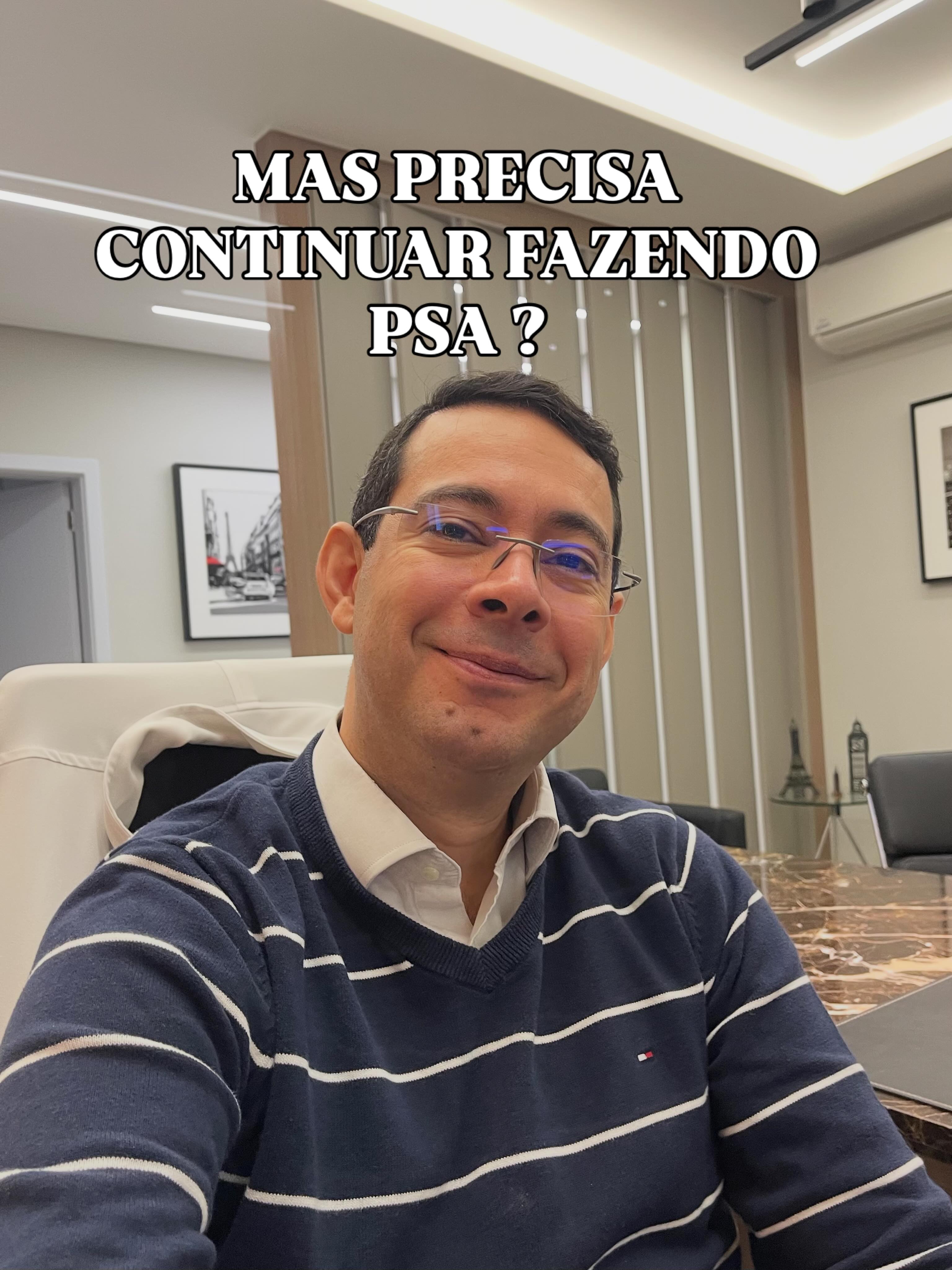 PORQUE O PSA CONTINUA IMPORTANTE DEPOIS DA CIRURGIA DE PRÓSTATA BENIGNA - HOLLEP ?
DIFERENTE DA PROSTATECTOMIA RADICAL (PARA CÂNCER), A CIRURGIA SIMPLES PARA A PRÓSTATA GRANDE - HOLLEP - NÃO RETIRA A PRÓSTATA INTEIRA. SOBRA A ‘CASCA’ EXTERNA QUE CONTINUA A PRODUZIR O PSA.
ENTÃO MESMO APÓS A CIRURGIA DA HIPERPLASIA BENIGNA, É IMPORTANTÍSSIMO SEGUIR DOSANDO O PSA PELO MENOS UMA VEZ POR ANO. UM ÚNICO VALOR ISOLADO NÃO DIZ NADA, O QUE IMPORTA É A TENDENCIA
#hollep #cirurgiarobotica #cancerdeprostata #hpb #sbu