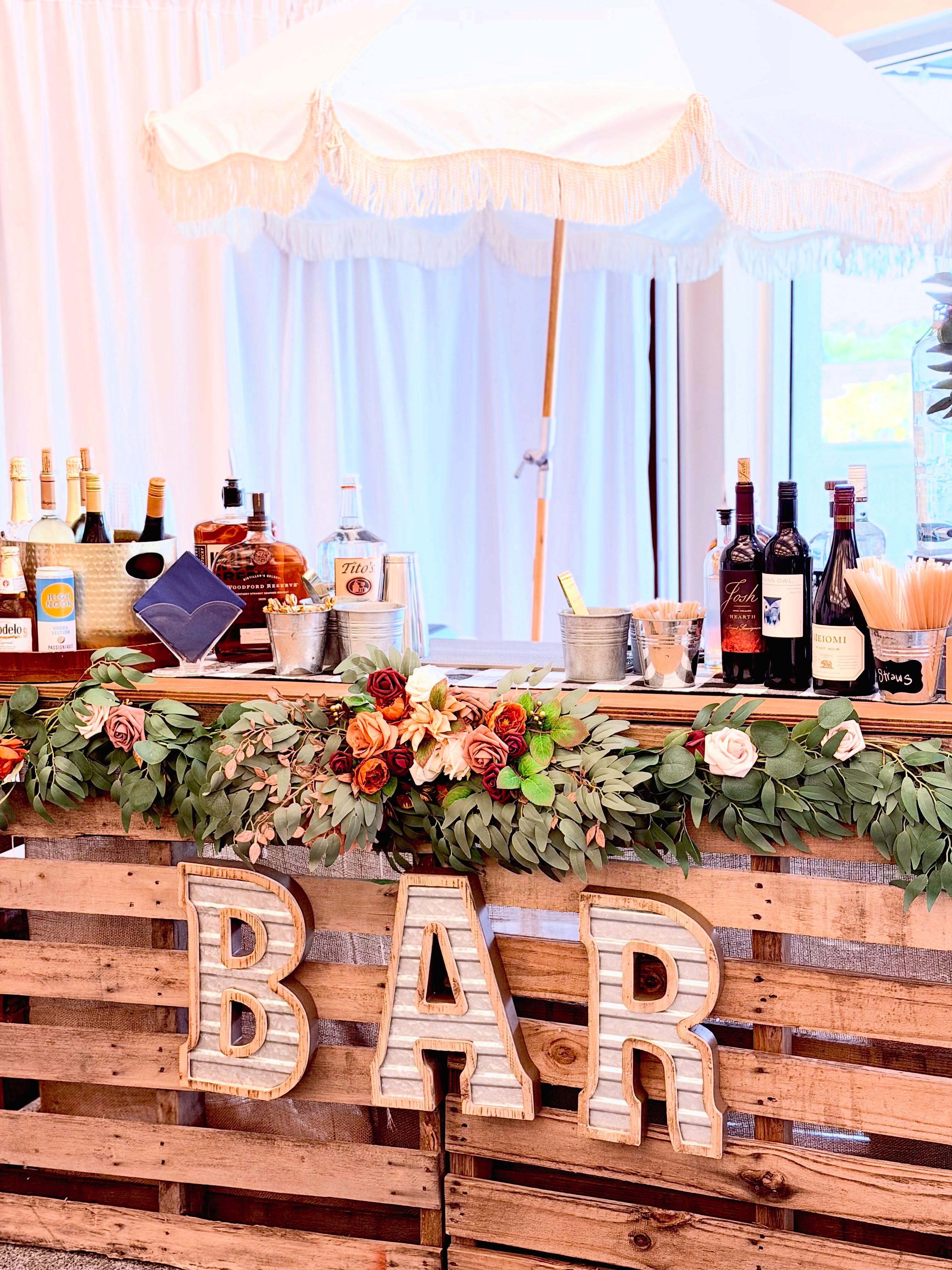 Super fun 60th birthday last weekend in Belleair with The Pallet Bar! πͺ΅