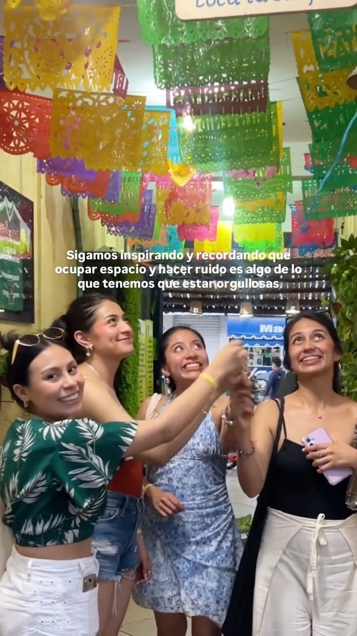 Friendly reminder de hoy⭐️ seguir ocupando espacio y seguir inspirando a las niñas a hacer ruido importa, porque aunque hoy tenemos muchos derechos no siempre nos garantiza que seguirán mañana
Inspo de @jamielee_price
#fyp #inspirational #motivacion #friendlyreminder #empowerment