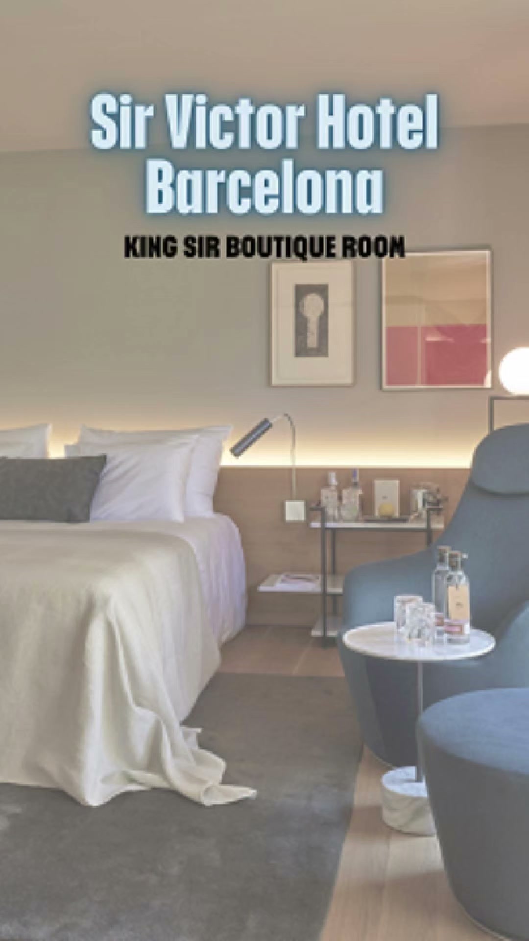 We stayed in a Sir King Boutique Room at Sir Victor Hotel and loved the calm, modern feel.
The space is bright and thoughtfully designed with warm wood details, cozy textures, and local art. The room includes a comfortable king bed, a large bathroom, and some rooms feature a private balcony overlooking either a tree lined street or the interior garden.
It is a peaceful place to recharge after a full day exploring Barcelona.