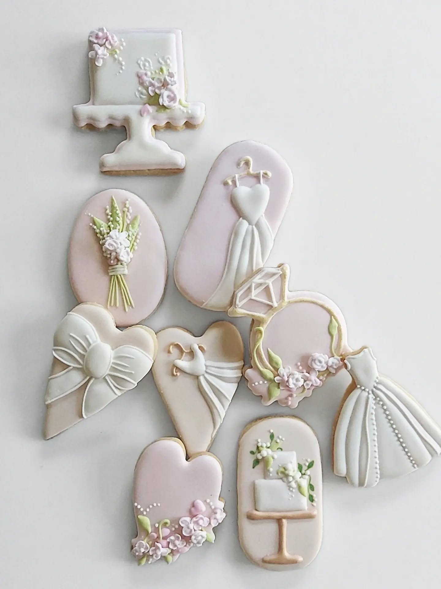 Getting married this Autumn? Books are open from Sept for wedding biscuits. Maybe I can copy your bouquet or dress?
Get in touch to discuss design ideas! 😘
#weddingbiscuits #wedding favours
#weddingcookies
#icedbiscuits
#bathweddings