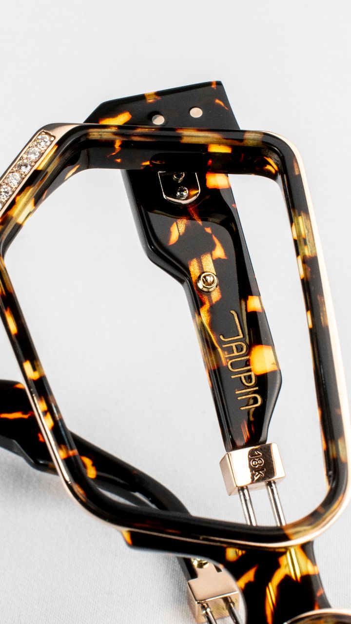 Some things are made to impress.
The rarest ones are made to endure.
Beyond the gold.
Beyond the diamonds.
Beyond the design.
True luxury is about creating something that will still carry meaning decades from now.
Not for everyone.
For those who believe that timeless will always be more valuable than temporary.
________________
#JAUPIN #LuxuryEyewear #FrenchCraftsmanship #TimelessDesign #QuietLuxury