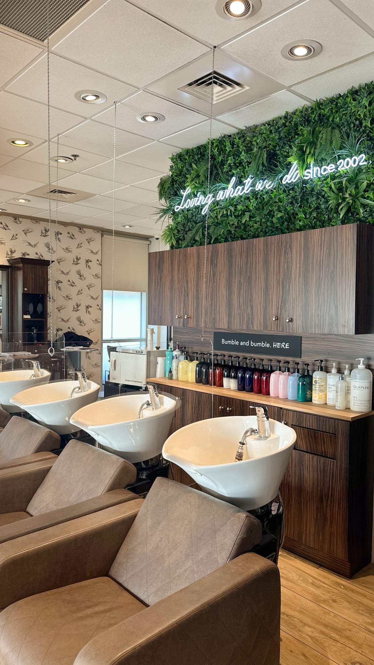 When a client specifically requests you for their appointment… instant mood boost 👏🏼✨ It’s such a compliment and something we never take for granted!