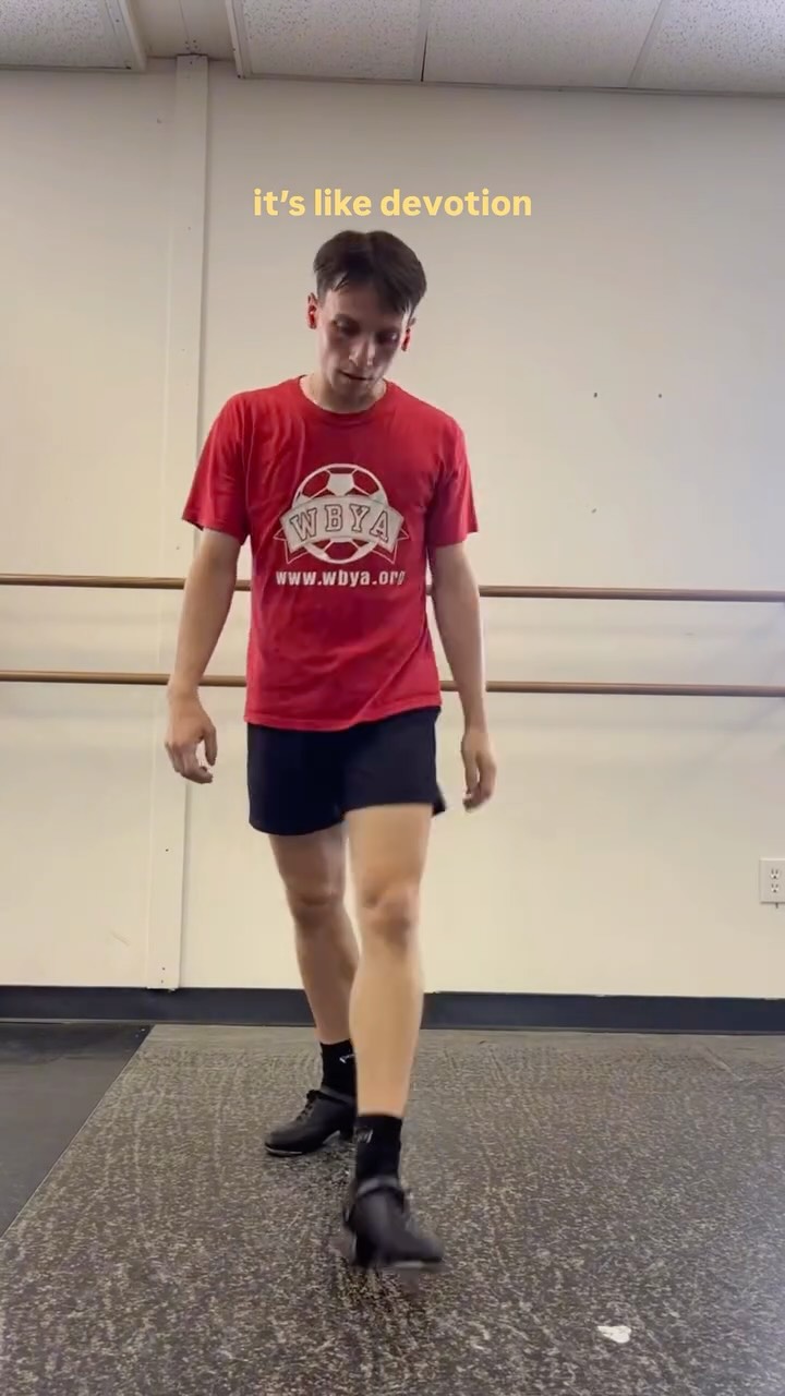 squeeze once for yes twice for no
Song: O by @mlbuch_
#irishdancing