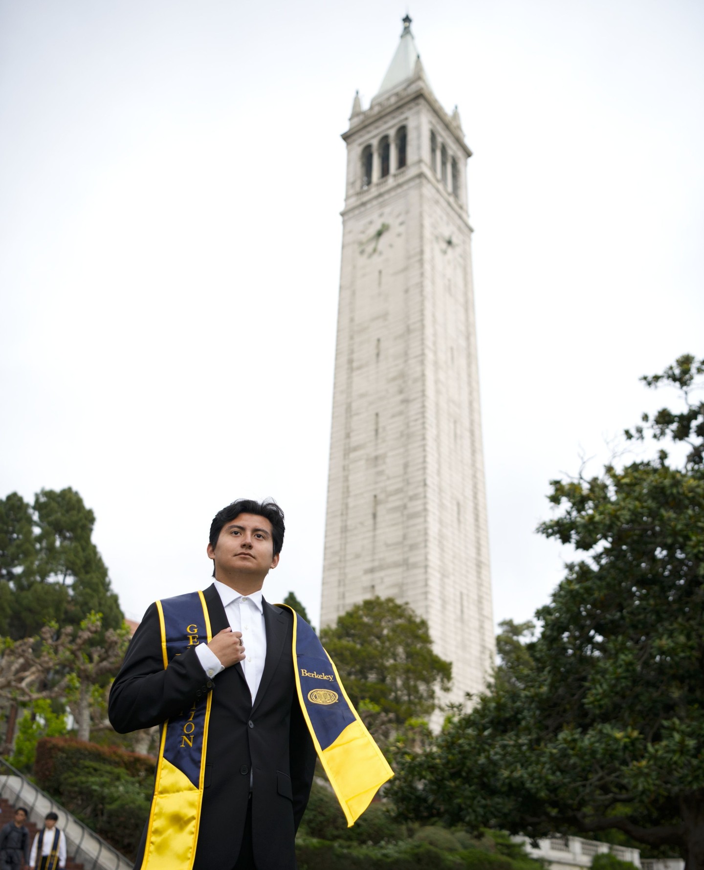 "And with that, four years are up. It has truly been a wild ride with each day bringing in new opportunities and new adventures. I would like to give a big thank you to everyone who has been a part of this journey along the way from the very very beginning and to the very end. I truly could not have done it without any one of you. It is time to say goodbye to one chapter and welcome the next. Off to new adventures now.
Special thanks to College Match for the support that they have given from the very beginning. Whether that is through SAT support, college application support, financial aid support, and more, College Match has been an integral part of this journey."
𝙅𝘼𝙉 𝘼𝙇𝙀𝙓𝘼𝙉𝘿𝙀𝙍 𝘿𝙀 𝙇𝙀𝙊𝙉
🎓 UC Berkeley
📜 Bachelor's Degree in Political Science with a Minor in Public Policy
✏️ Bell High School
#CollegeMatch