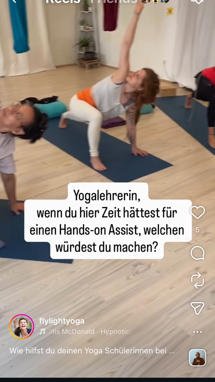 Wie hilfst du deinen Yoga Schülerinnen bei Drehbewegungen im Unterricht?
❓Auf welcher Seite deiner Schülerin positioniert du dich am besten?
❓Wie entscheidest du, welcher Körperteil gerade die meiste Aufmerksamkeit braucht?
❓Wie viele verschiedene Intentionen kennst du bei Hands-On Assists?
Alles das besprechen wir im nächsten Live Modul der 300 Std. Weiterbildung:
👋Das Hands-On Assists Wochenende ist auch einzeln buchbar.
Und das Genialstes daran: Bring a Friend - Ohne Aufpreis!🎁
Denn zu zweit macht Hands-On Training nicht nur mehr Sinn oder auch mehr Spaß!👯♀️
Sei dabei:
⏰Am 15. + 16. August Live Online von 10 - 12 und 13 - 15 Uhr inkl. Aufzeichnung.
✅Kommentiere: handson
und ich schick dir die Infos.