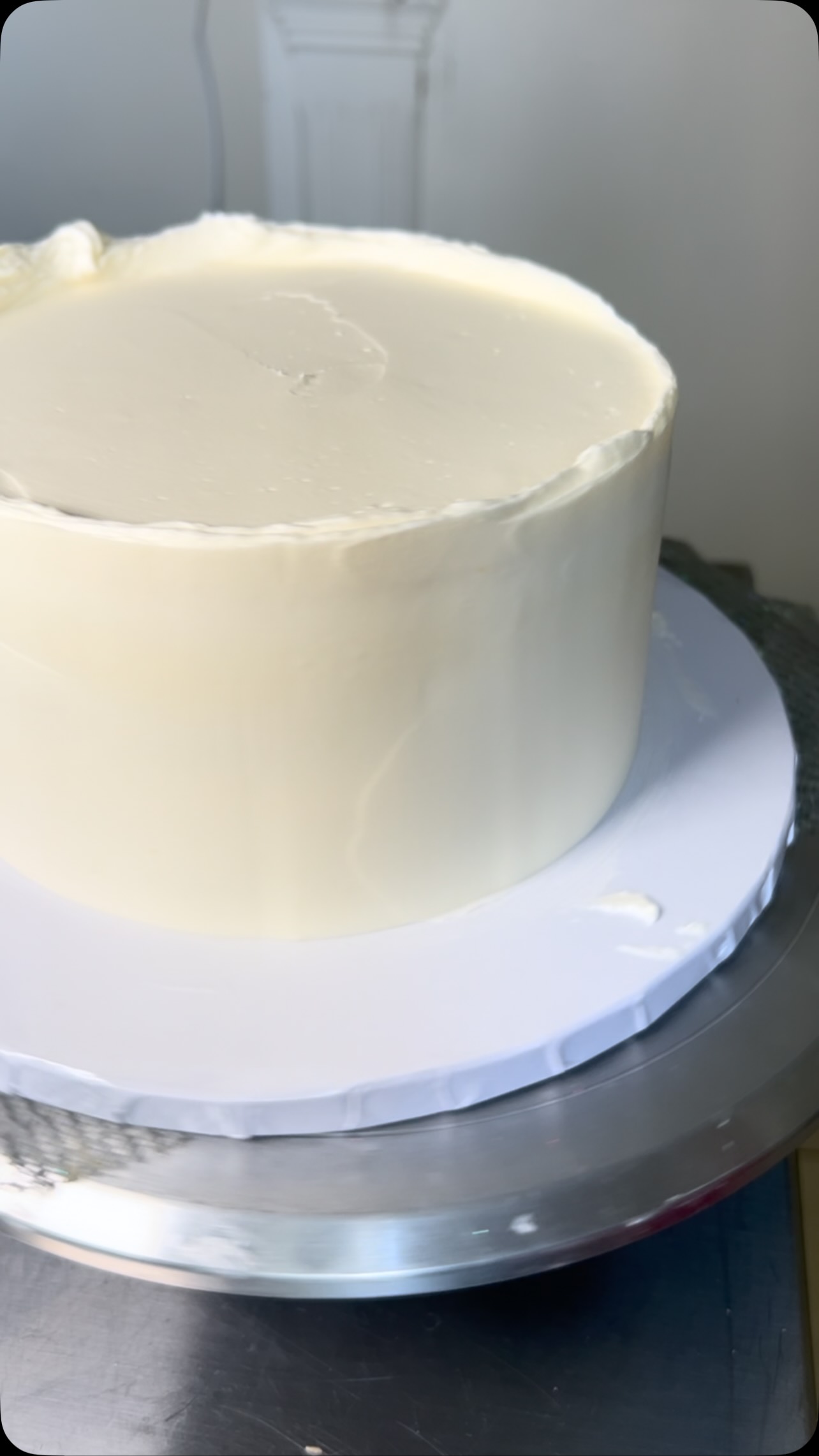 Made with patience, care, and a little bit of love. ๐โจ
Thereโs something special about watching a cake come together โ smoothing each layer, adding the final touches, and creating something made to bring joy.
Isaiah 26:3: Focuses on perfect peace for those who trust and remain steadfast in God.
#BakingLove
#CakeDecorating
#BakersOfInstagram
#HomeBaker
#DessertLovers