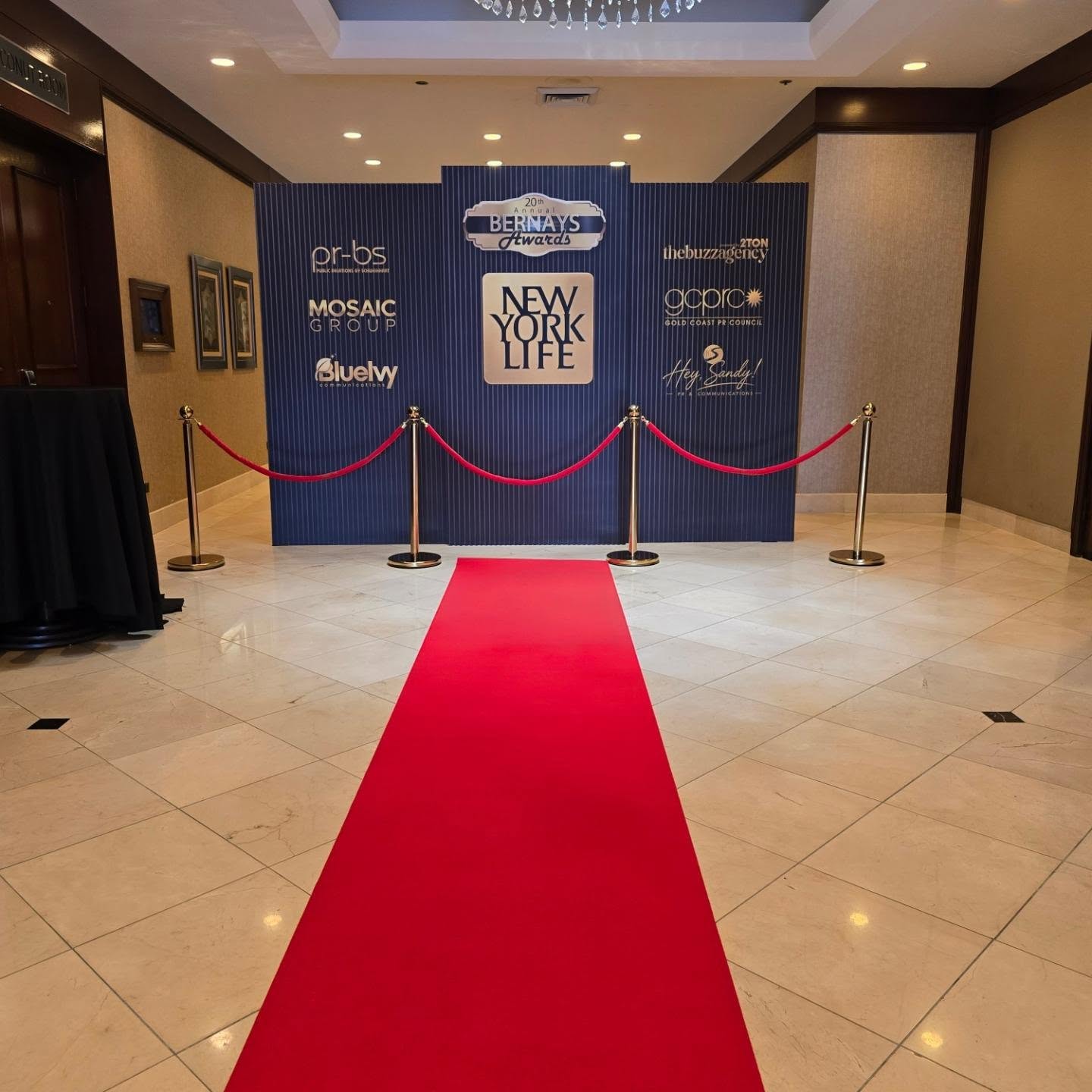 Honored to be part of such a prestigious evening. ✨🏆
We had the privilege of creating this elegant backdrop for the Bernays Awards
Thank you for trusting Kings of Kustom to bring your vision to life.
#BernaysAwards #KingsOfKustom #EventDesign #LuxuryBackdrops #AwardsGala CorporateEvents CustomBackdrops EventDecor PublicRelations EventStyling