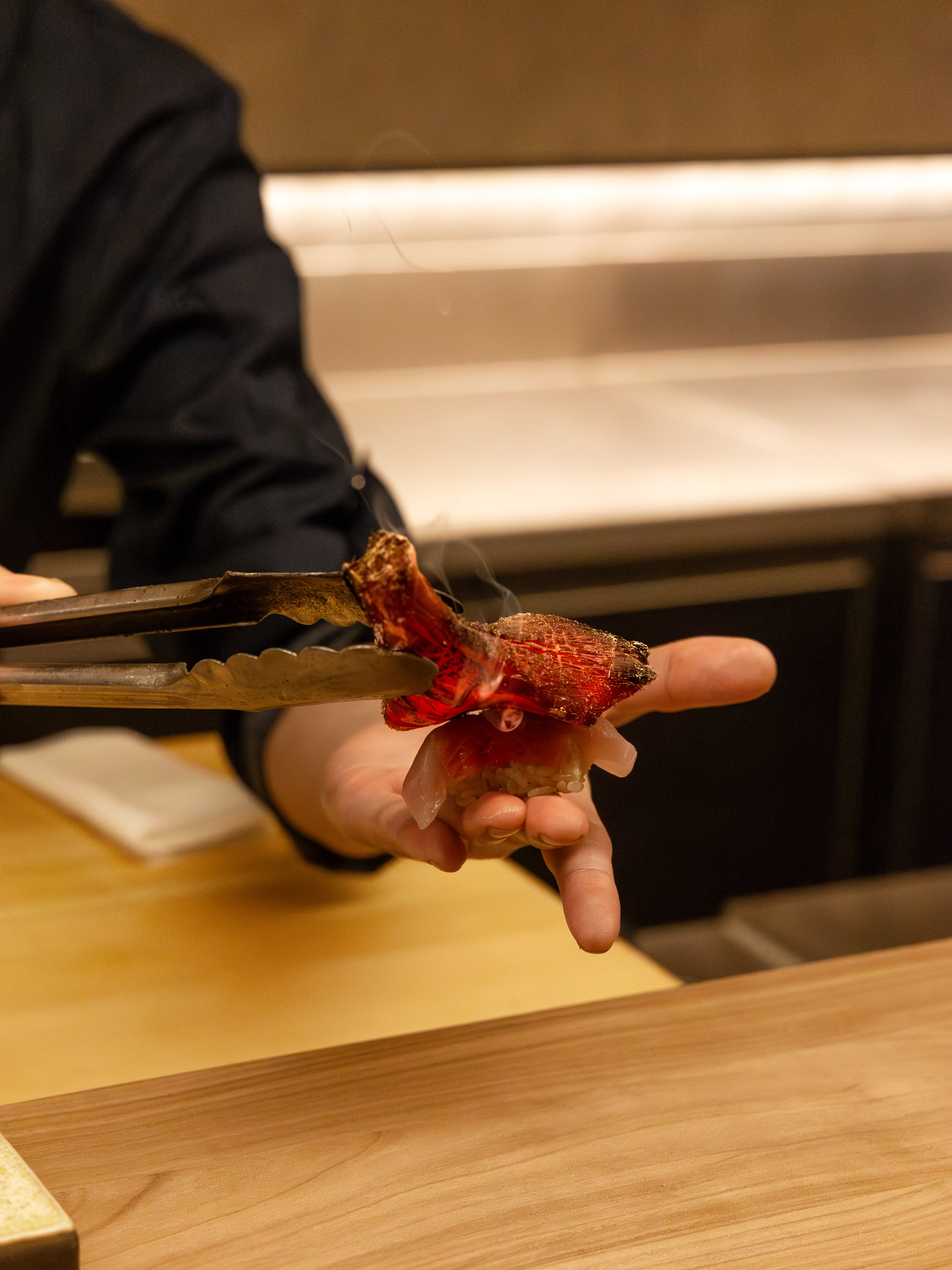 Every flame has a purpose.
Finished over glowing charcoal to enhance aroma, texture, and depth of flavour before becoming the perfect bite.
Welcome to the Kentaro omakase experience. 🔥🍣