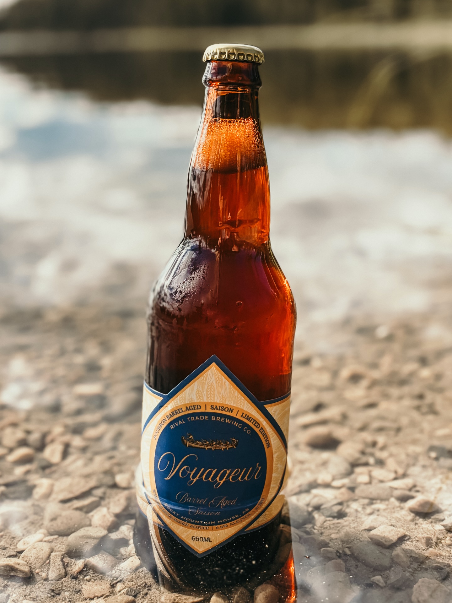 Voyageur is often associated with exploration, discovery, and traversing to uncharted territories.
To us, it was the perfect name for our celebratory 5 year birthday beer.
Our journey has been full of exploration and discovery. And the flavours of this beer encapsulate that.
Notes of white grape, peach, lemon peel, and delicate oak intertwine in this barrel aged saison.
Come grab a bottle in the taproom and give it a try!