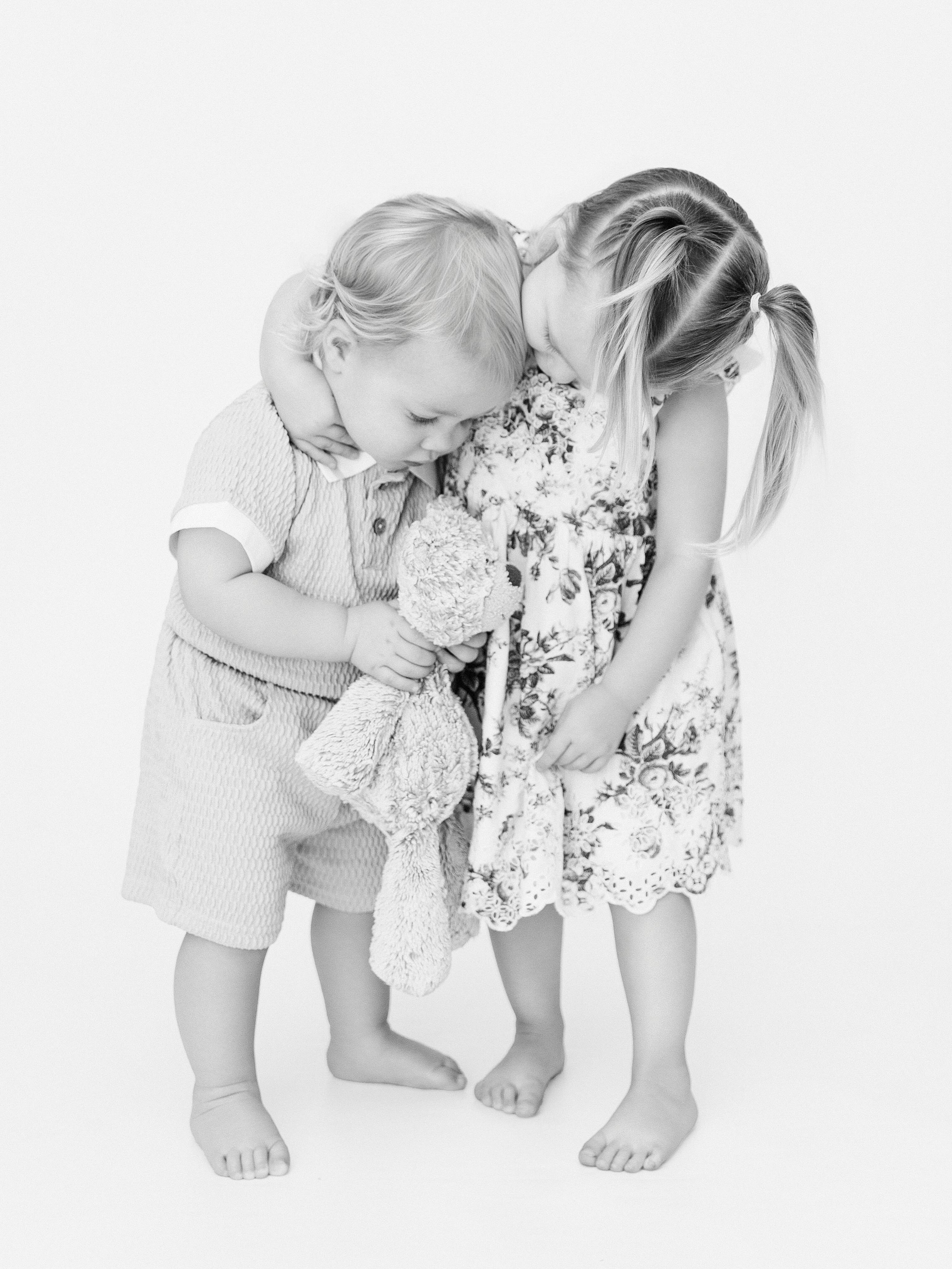 Some of my favorite images are the ones that happen all on their own 🫶 Another wonderful morning of personality portraits! These minis will always be a favorite. Next one will be in January after the busy holiday season.
Houston Photographer | Cypress Photographer | Childhood Portraits | Family Photographer
