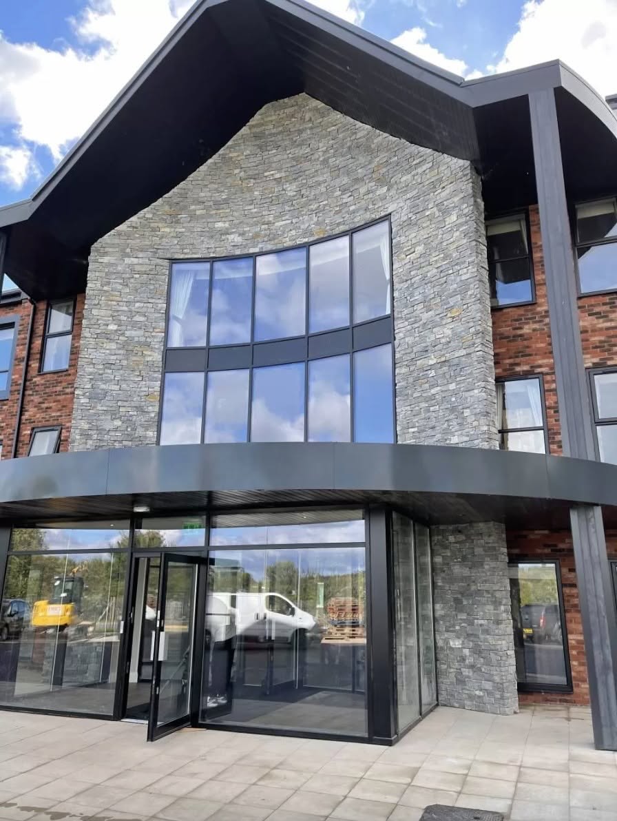 ZClad™ River Blue
High Quality Natural Stone Cladding
Our ZClad™ River Blue stone cladding features stunning blue-grey tones with natural variation, making it the perfect choice for house façades, chimneys, garden walls, and feature elevations. Its contemporary colour palette adds depth, texture, and a premium finish that complements both modern and traditional homes.
📍 Want to use ZClad™ on your next project?
🌐 www.zclad.co.uk
📞 01869 220 050
#stonecladding #naturalstone #exteriordesign #claddingpanels #homeimprovement