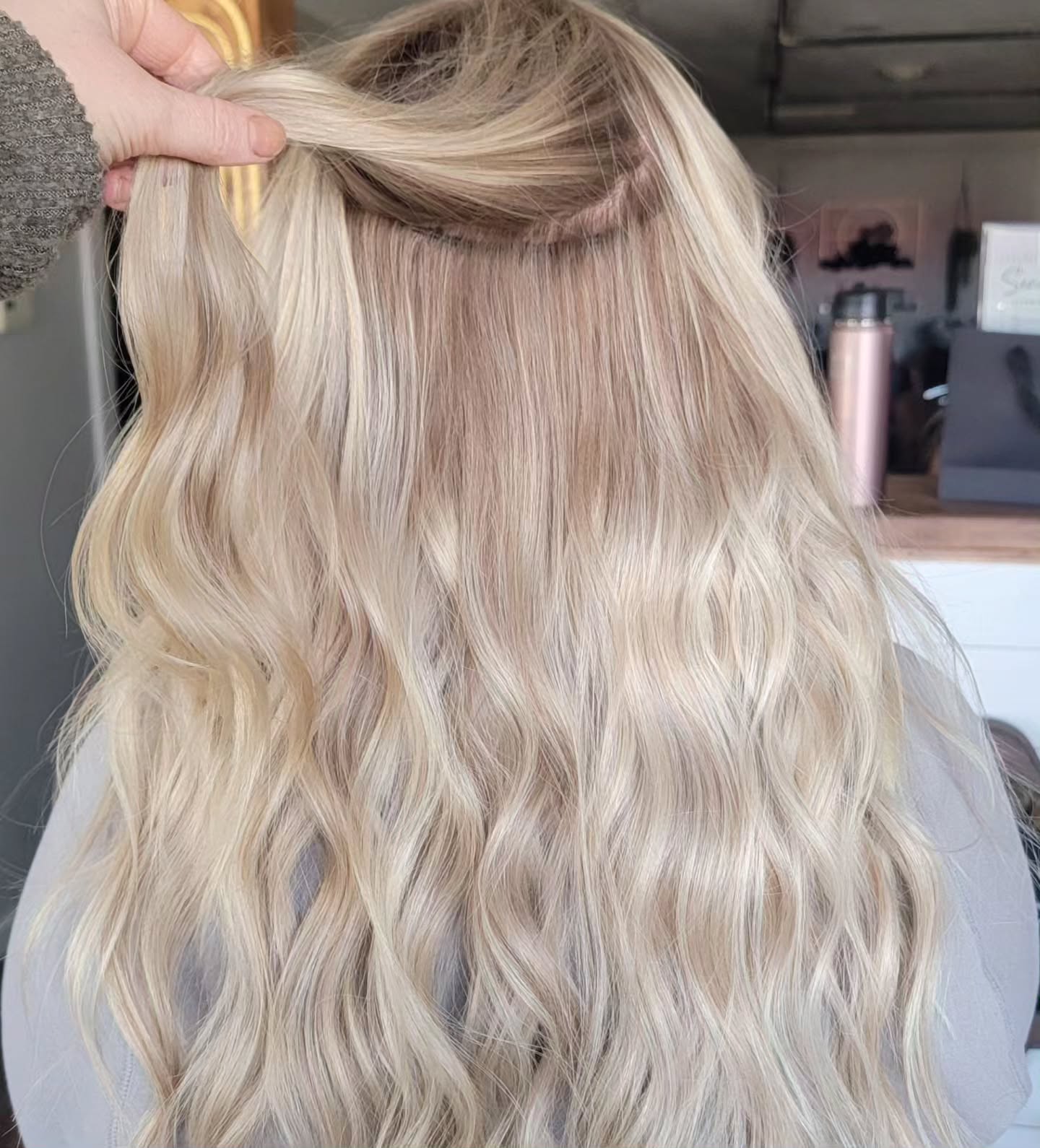 When your extensions blend so good you can hardly find them 🫶