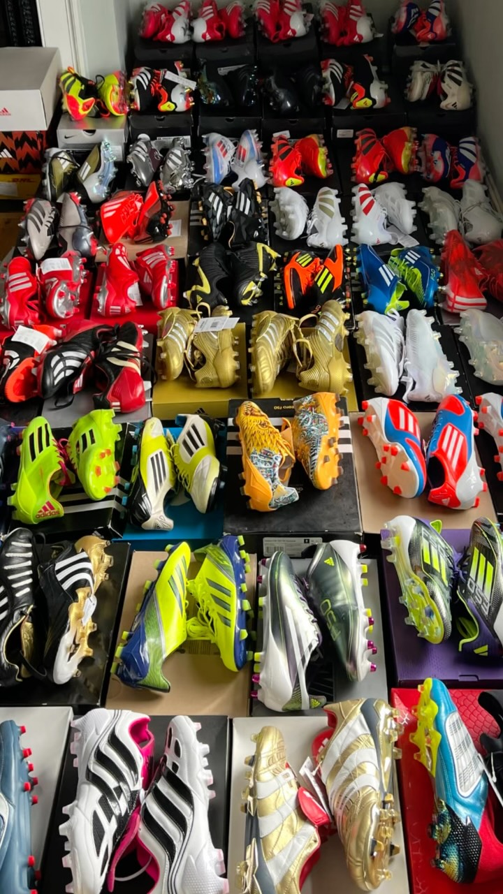 Happy Friday!! What are you up to? We’re getting everything in place for pre-season with more boots uploading 🔥🔥🔥 #restock #retroboots #footballboots