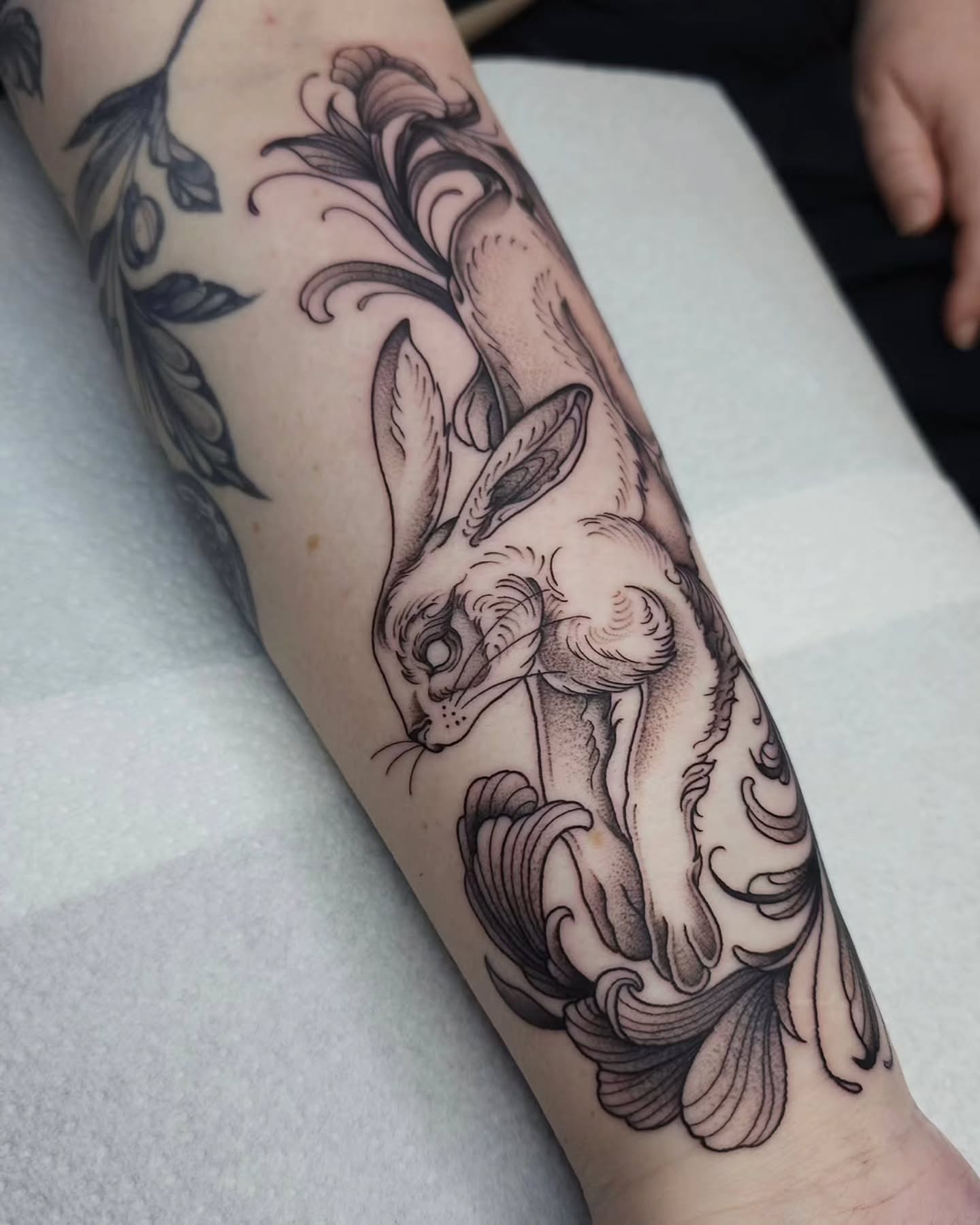 Credit to @kerrynellantattoo
For booking contact artist directly