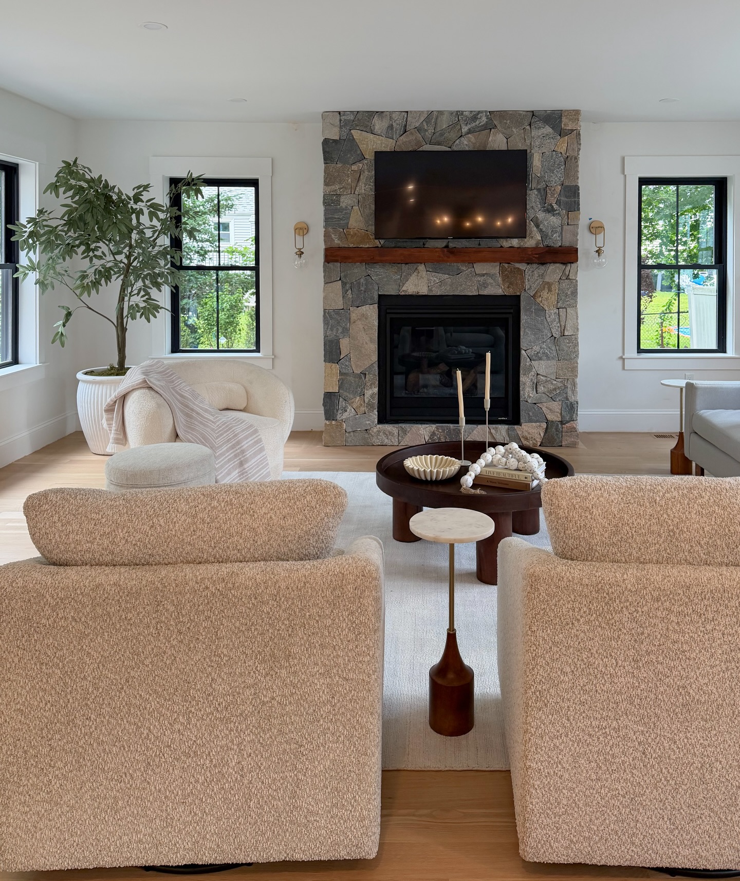 A well-staged home doesn’t just fill a space… it helps buyers imagine a life there.
For this project, our team thoughtfully furnished and styled each room to highlight the home’s architecture, create warmth, and make every space feel welcoming from the moment you walk in.
From layered textures and carefully selected furnishings to the finishing details that bring each room to life, every element was chosen with one goal in mind: helping this home make a lasting first impression.
Whether it’s an empty new build or an occupied home, thoughtful staging helps buyers emotionally connect before they ever move in.
Which room would you call your favorite? 🤍
#BostonHomeStaging #HomeStaging #LuxuryHomeStaging #InteriorStyling #StagedToSell
