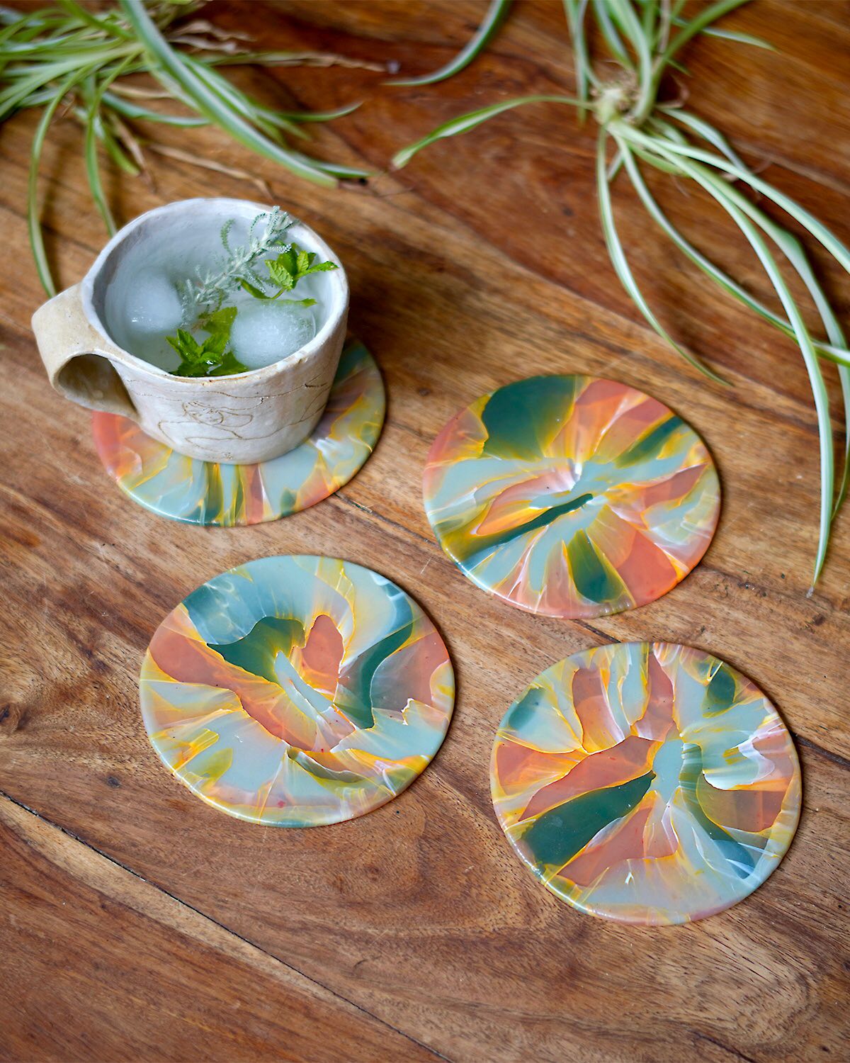 COASTER SAMPLE SALE
£15 per set of 4 coasters. Gift-boxes available for the cut edge coasters for an extra 🦑
You can see the full selection available on our highlights, as well as a limited run of clocks and larger natural edge boards!
Postage is £3 to the UK, or £10 - £15 including taxes for international shipping, depending on where you are in the world. Or pick up from our Brighton workshop if you’re local!
We’re off on holiday next week, so orders placed after Sunday will be shipped on 7th August 🌞
#samplesale
#sustainabledesign
#recycledplastic