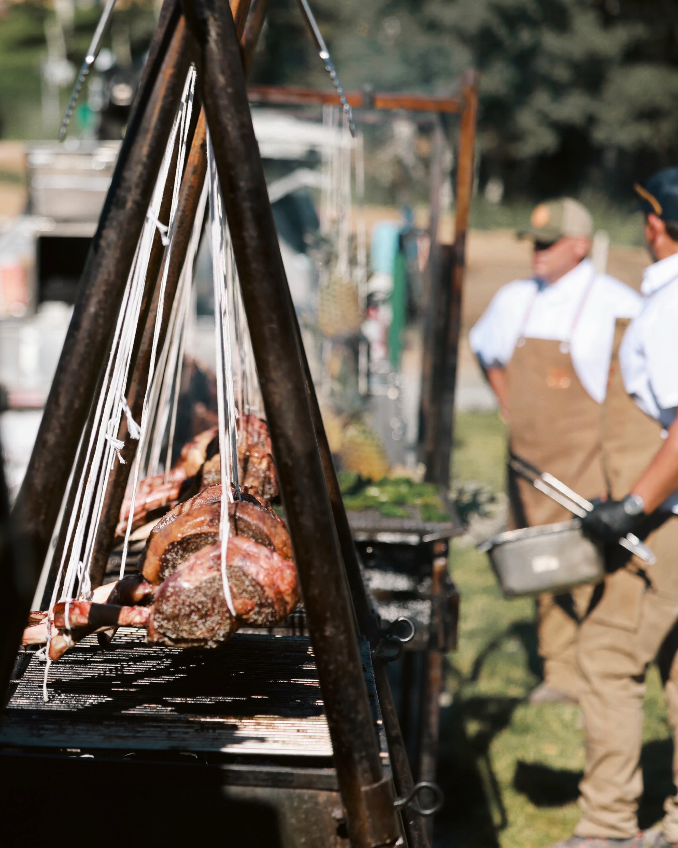 Fire & Flavor Festival at @deervalleyresort! Some outdoor kitchen action from this weekend, come grab a plate!
#adventure