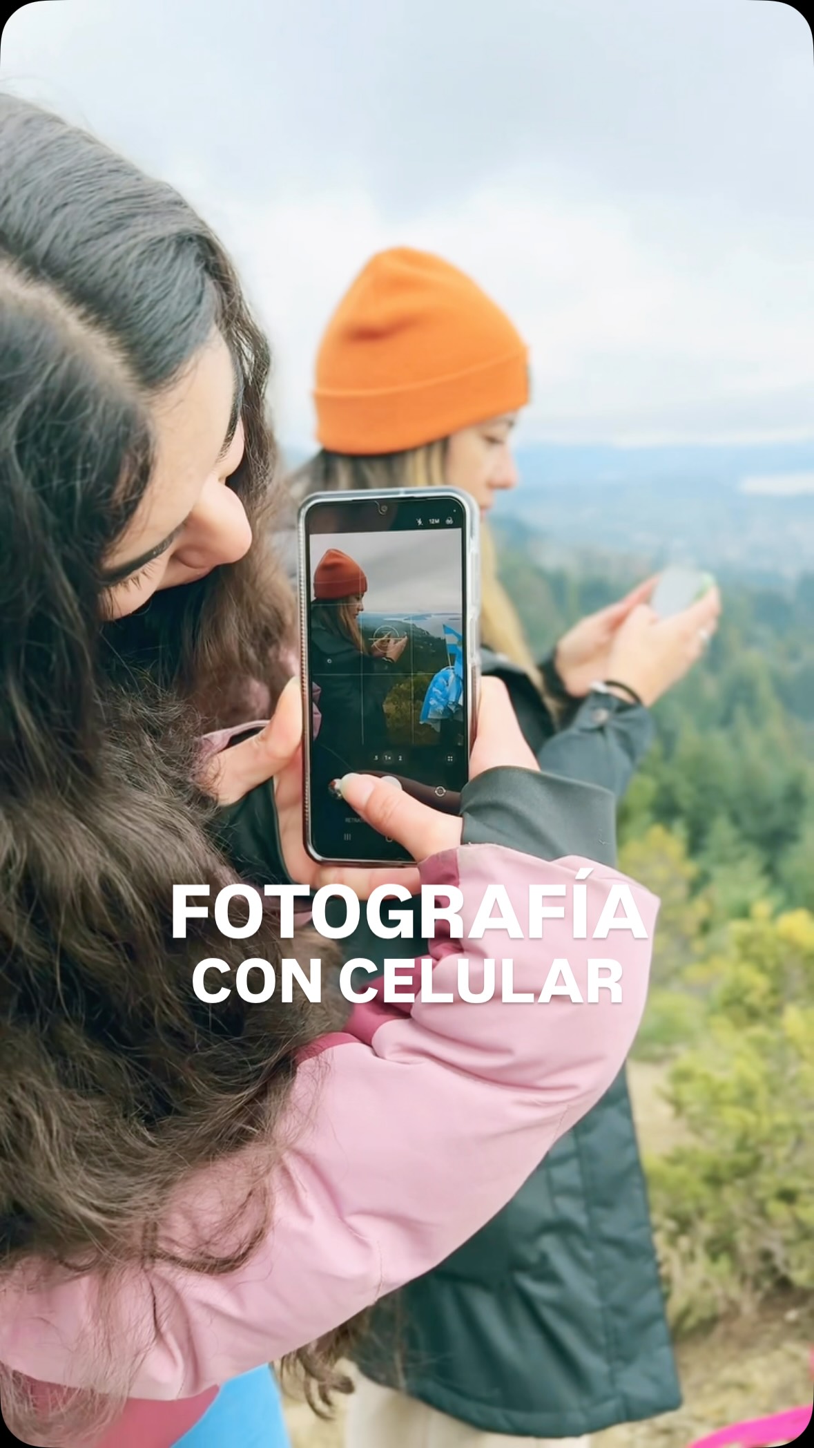 Porque elegir el curso de fotografía con celular?
Te lo cuentan las alumnas mientras están en su última salida práctica 💪🏻
#ferdoacademia #emprendedores #smartphonephotography #bariloche