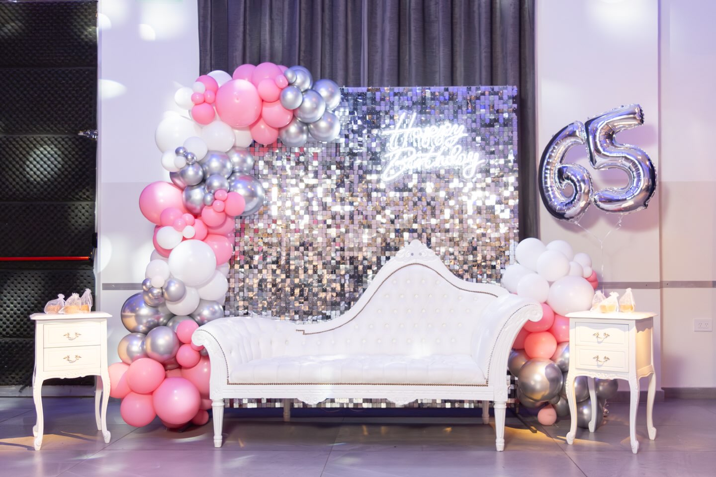TU EVENTO. TODO INCLUIDO✨
☑️ Living para las fotos.
☑️ Ambientación y decoración.
☑️ Recepción fría y caliente.
☑️ Plato principal.
☑️ Mesa dulce.
☑