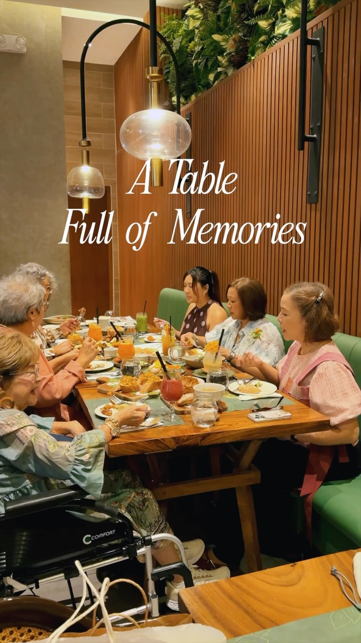 The best moments are shared around the table. Thank you for making THEO’S a part of your story 💚