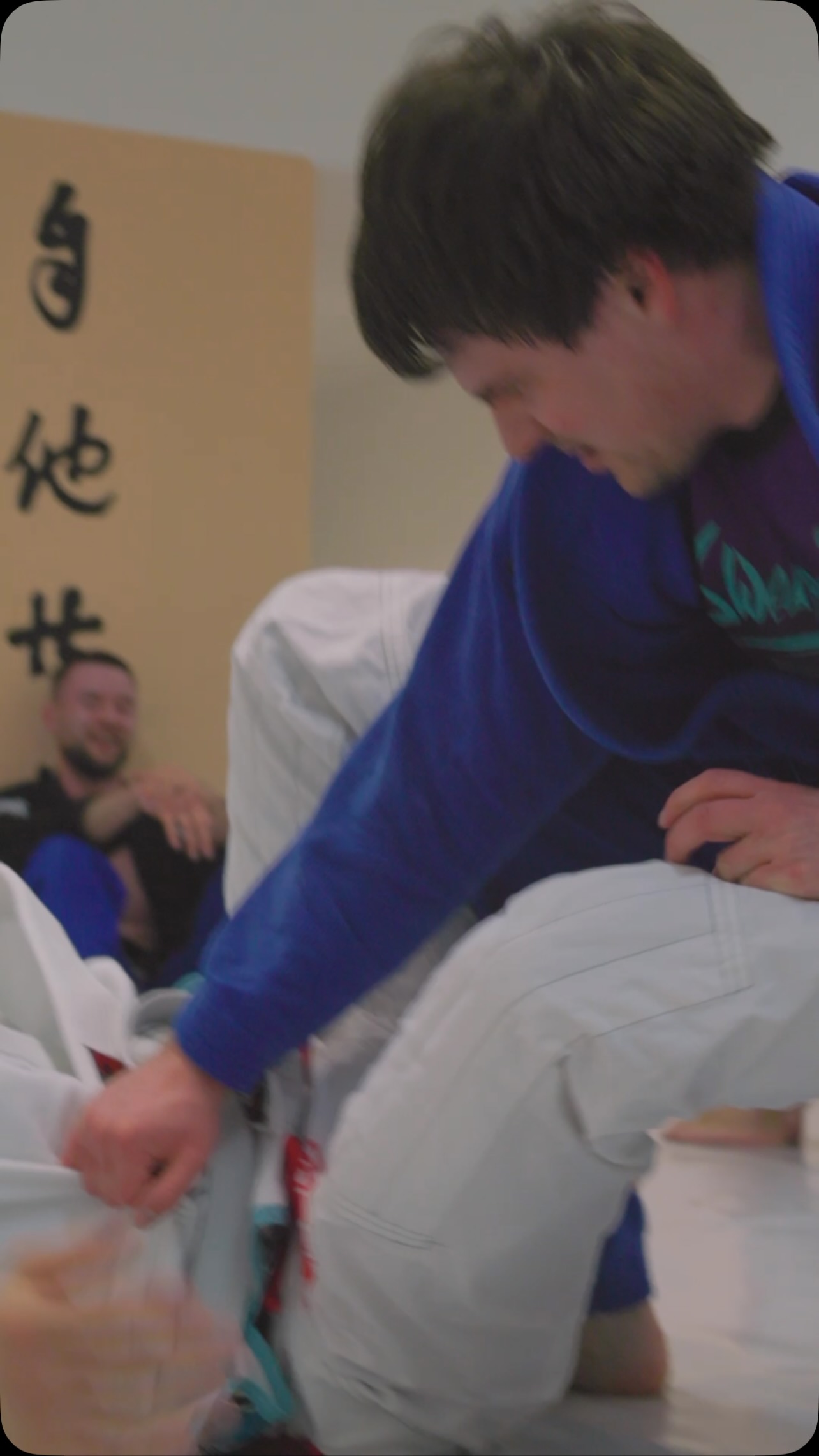 Every roll is a chance to learn. 💯
Fabian and Johannes pushing each other to improve, one round at a time. 🤝🥋
This is what training is all about.
#bjjcommunity #jiujitsulife #bjjwädenswil