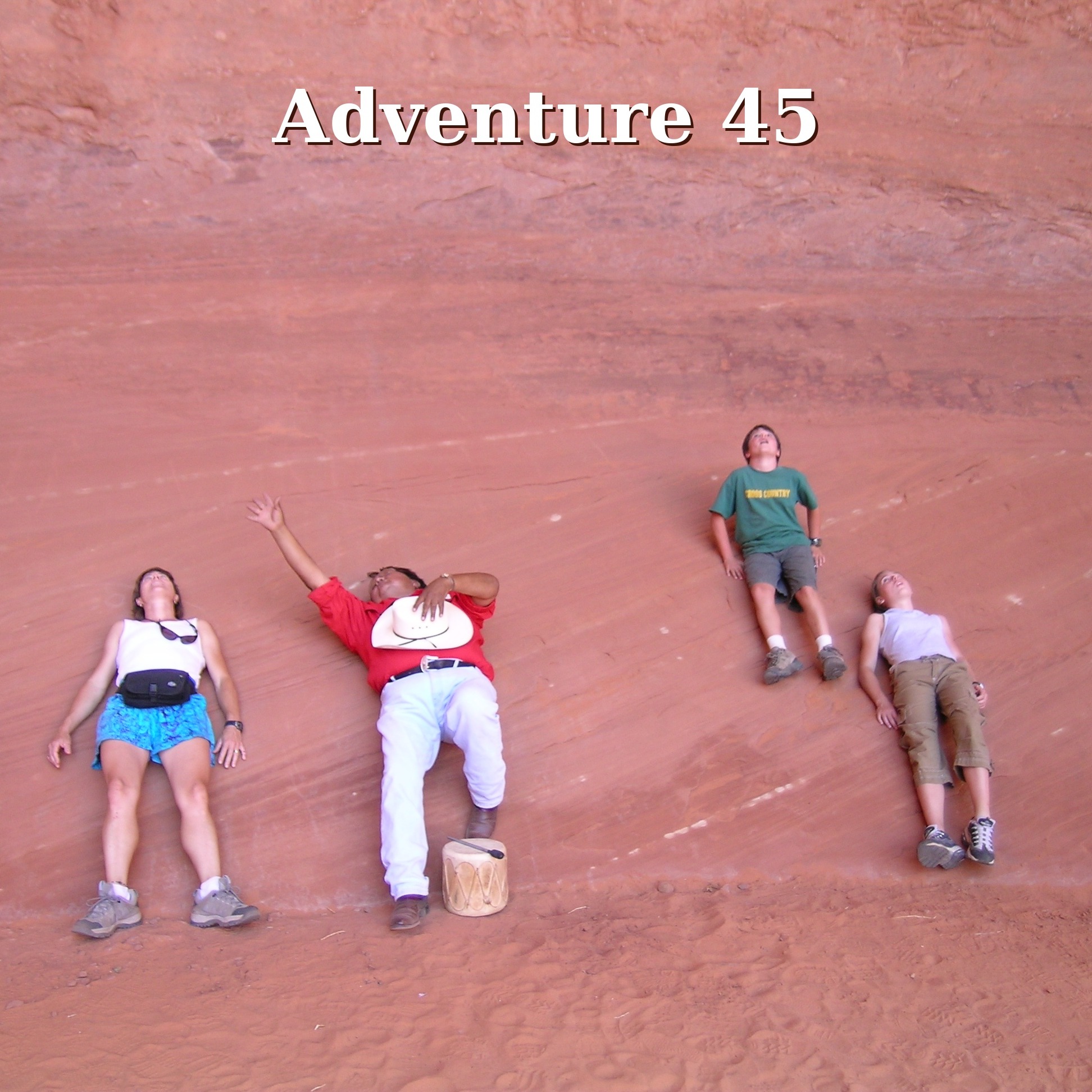 Guided tour in Monument Valley, Adventure 45 in my book. See restricted-access petroglyphs, ruins and arches.
#monumentvalley #exploreutah #outdooradventure #navajoreservation