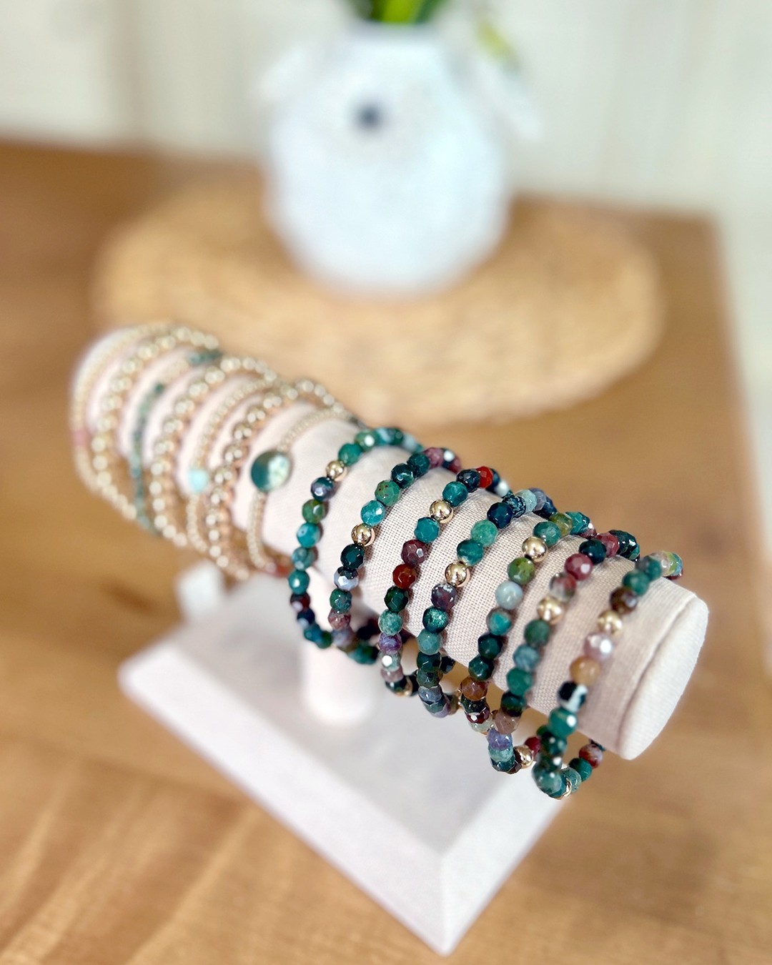 Retailers: It's time to stock up on fall colors! Our dark green multi agate beads are STUNNING and will complement your fall apparel. These beads are are only available in our Trinity Bracelet as a limited-edition. Once they're gone, they're gone! 💚 🤎
Order your personal piece at kayliedawn.com or stock your store with wholesale prices at faire.com/direct/kayliedawn ✨
#Agate #JewelryDesigner #WholesaleJewelry